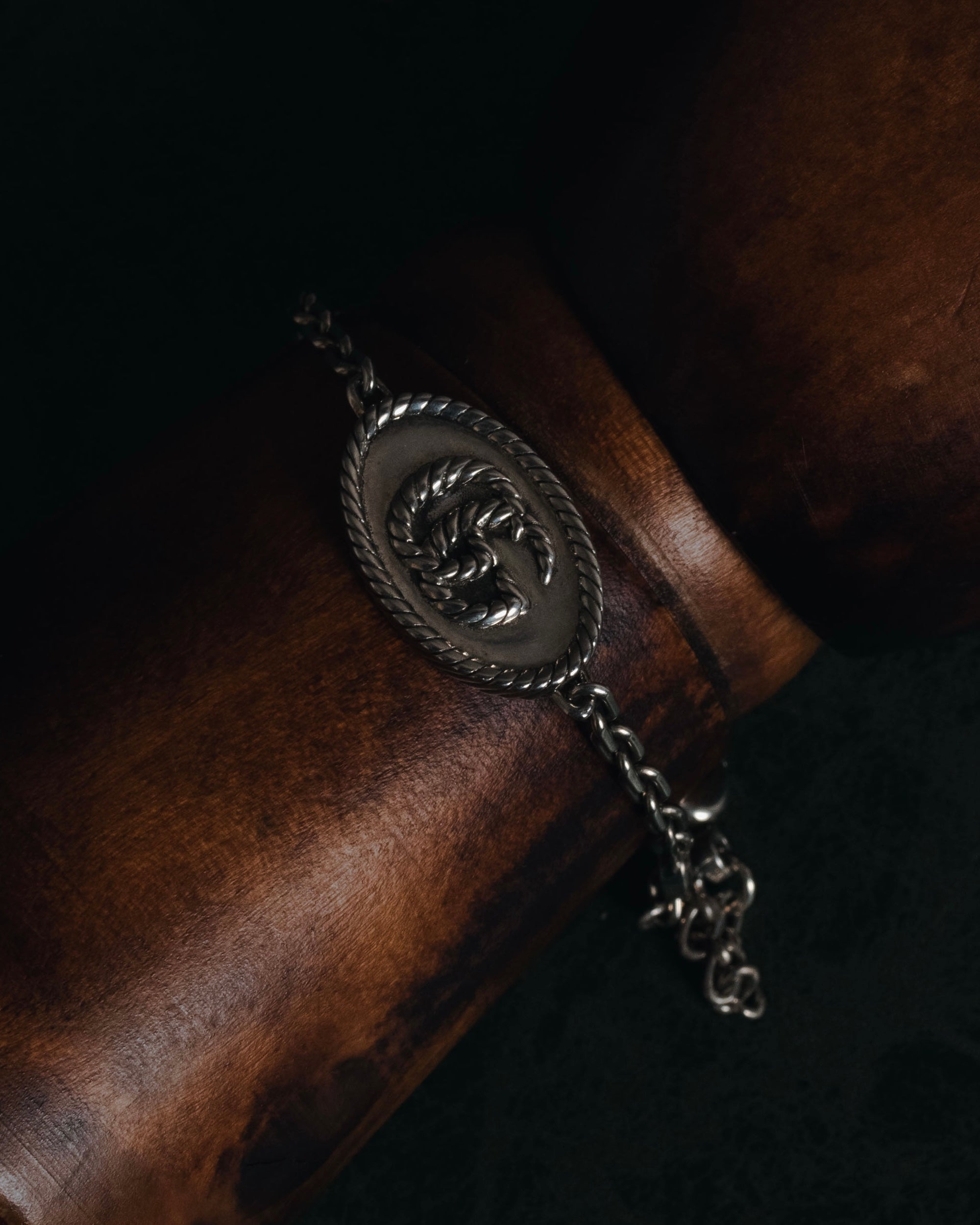 "GUCCI" GG medallion chain bracelet