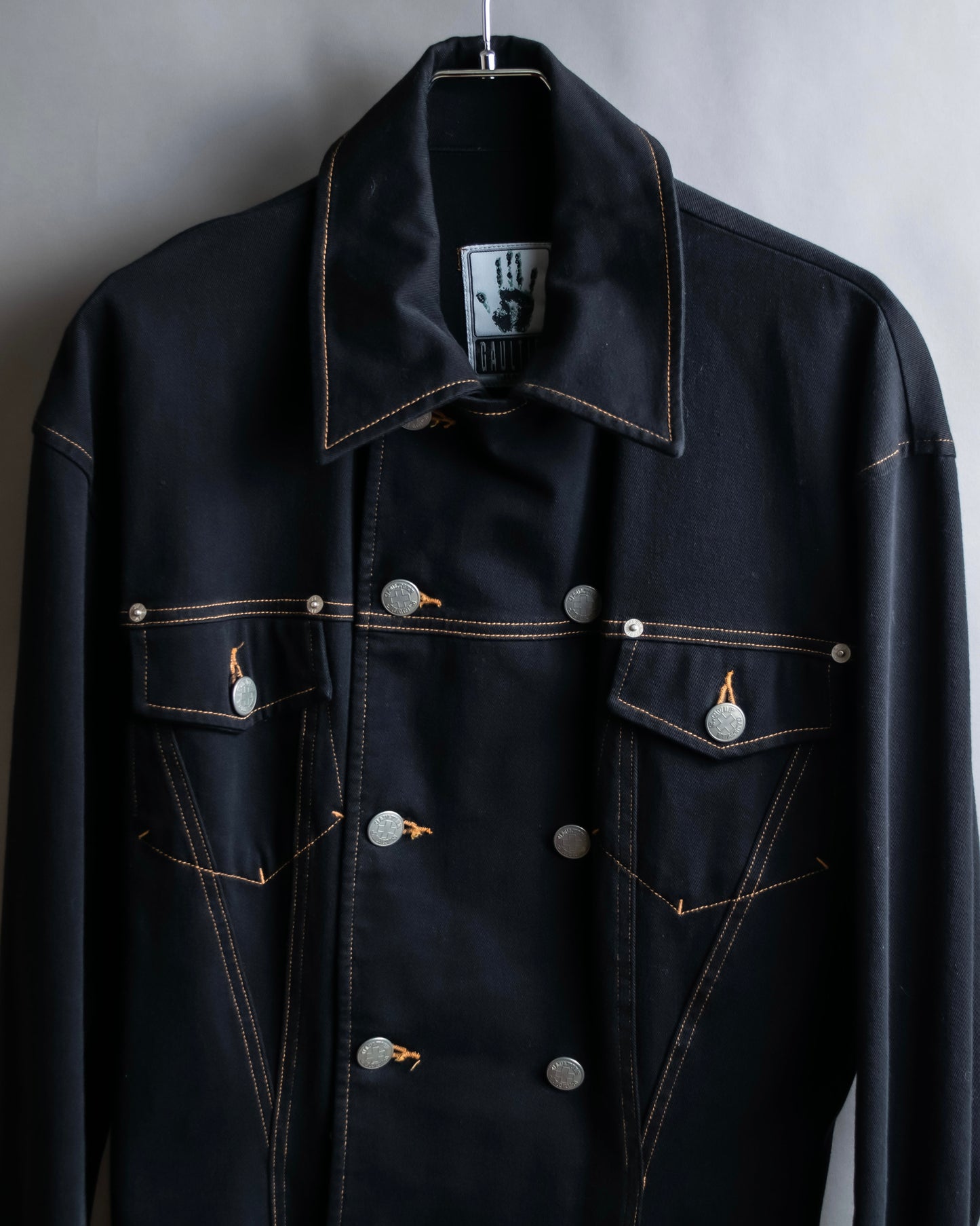 "JEAN PAUL GAULTIER JEANS"
Military detail stitching denim coat