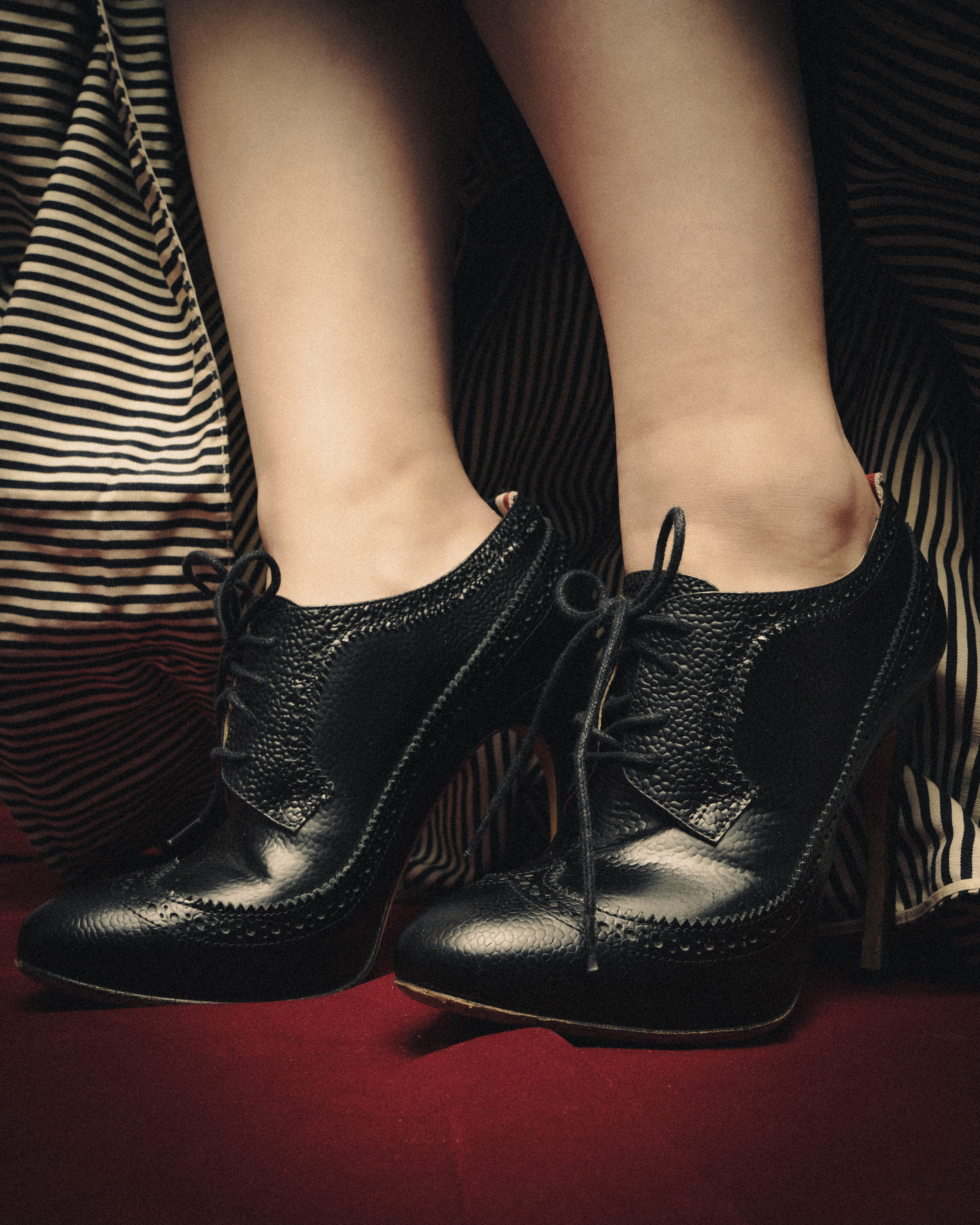 -SPECIAL- “Thom Browne” 2010’s- pebbled leather wingtip lace-up heels