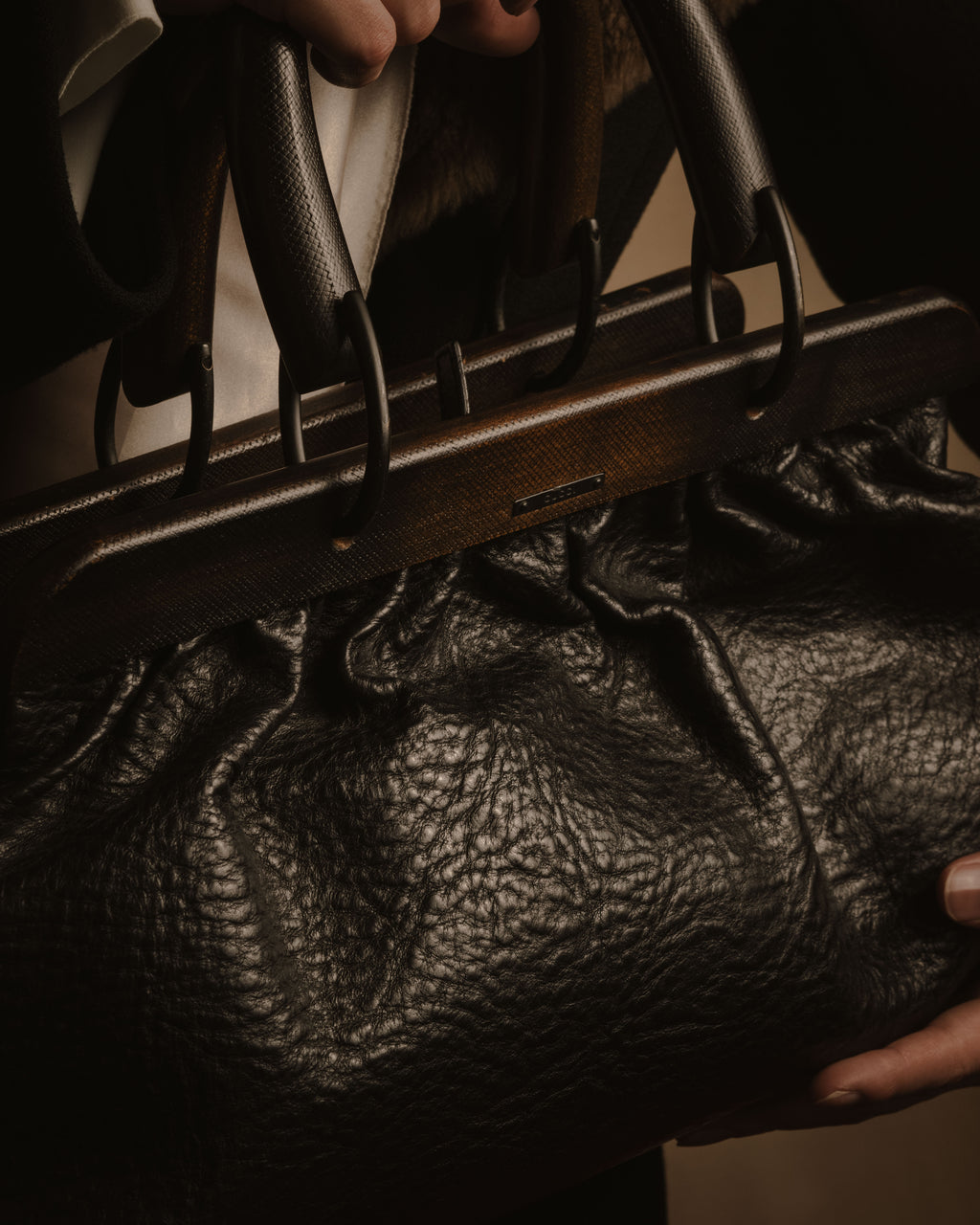 -SPECIAL- "GUCCI"
90’s-00’s Wood handle frame bag