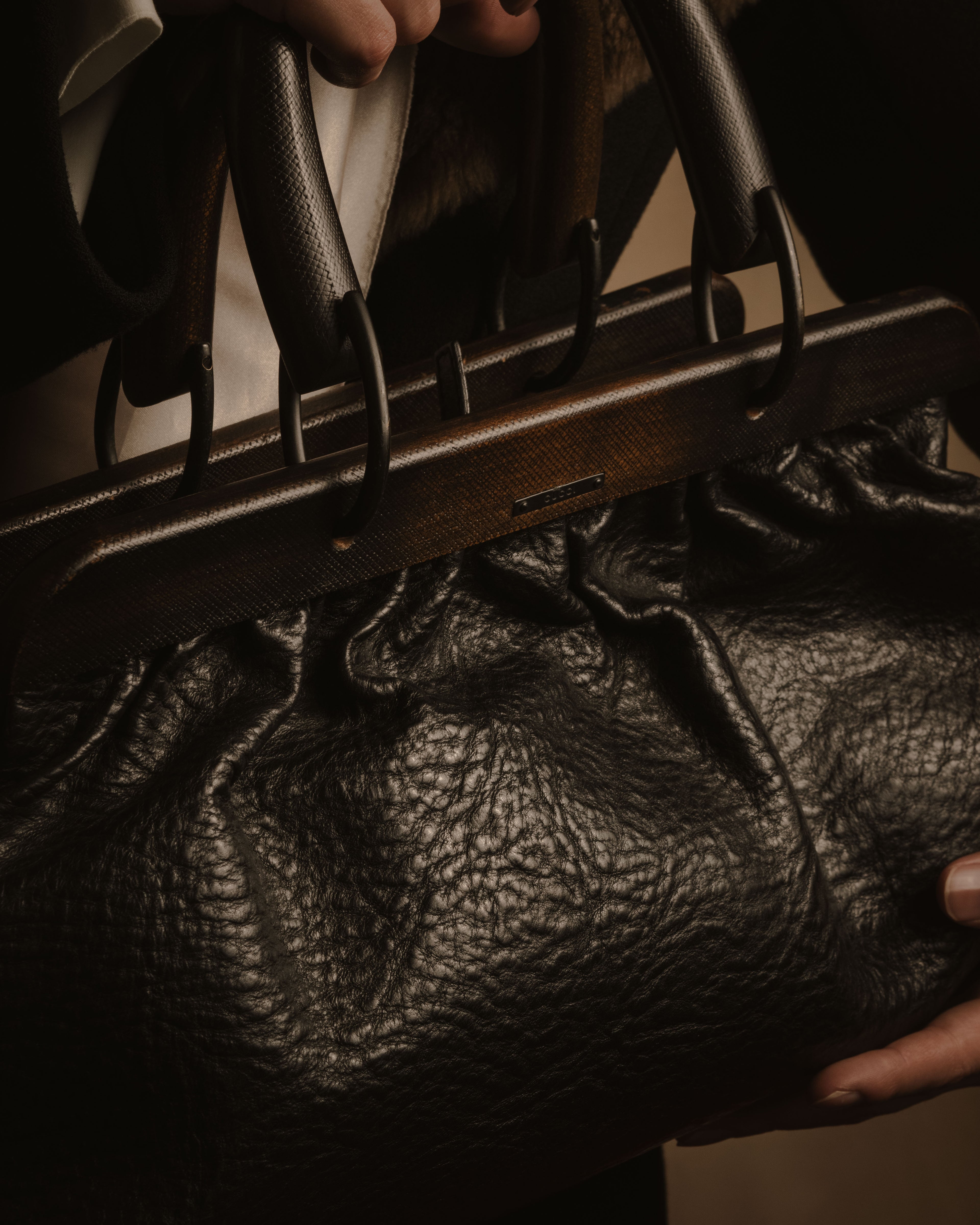 -SPECIAL- "GUCCI"
90’s-00’s Wood handle frame bag