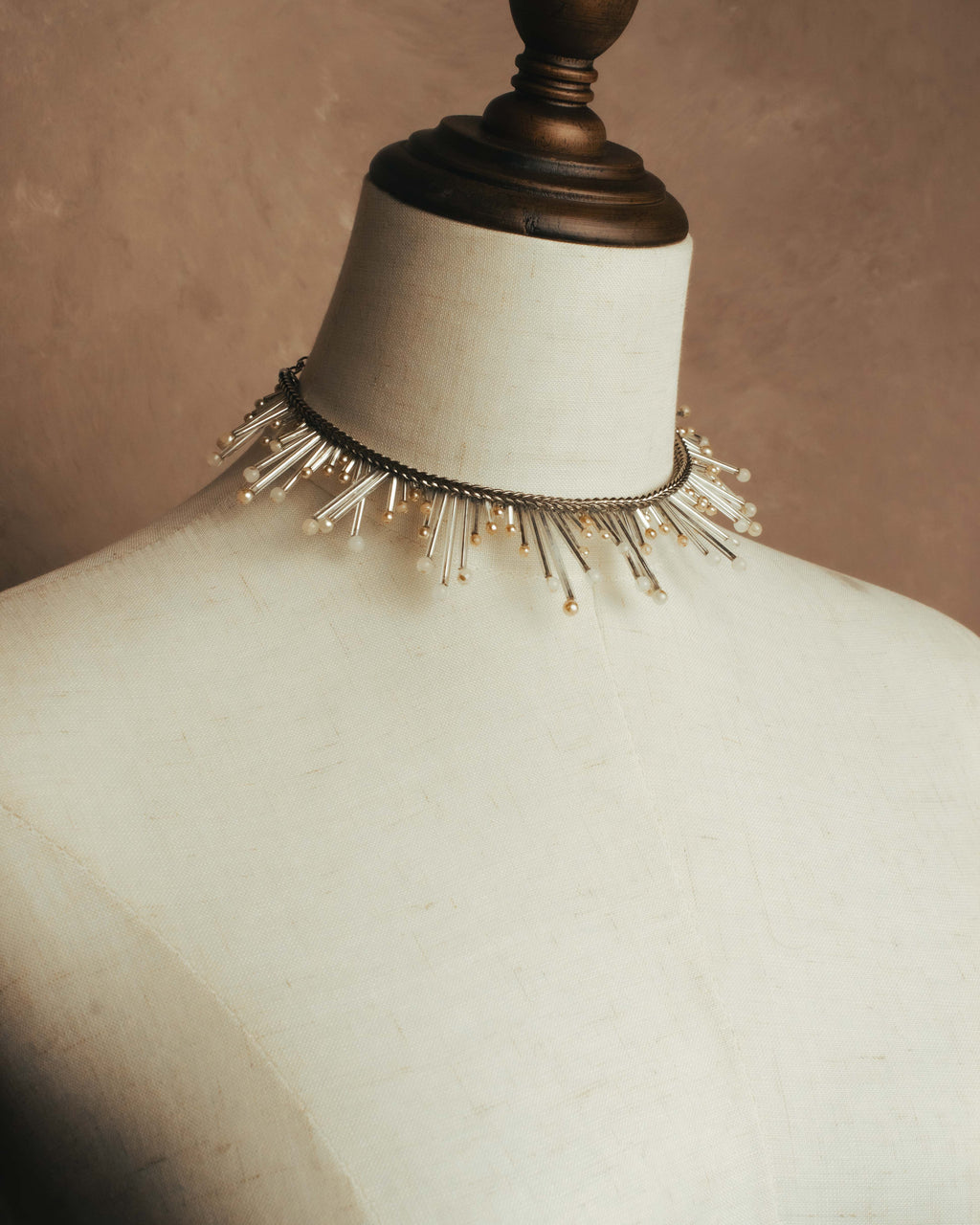 -SPECIAL- "CHANEL" 90's-00's Sculptural pearl fringe choker necklace