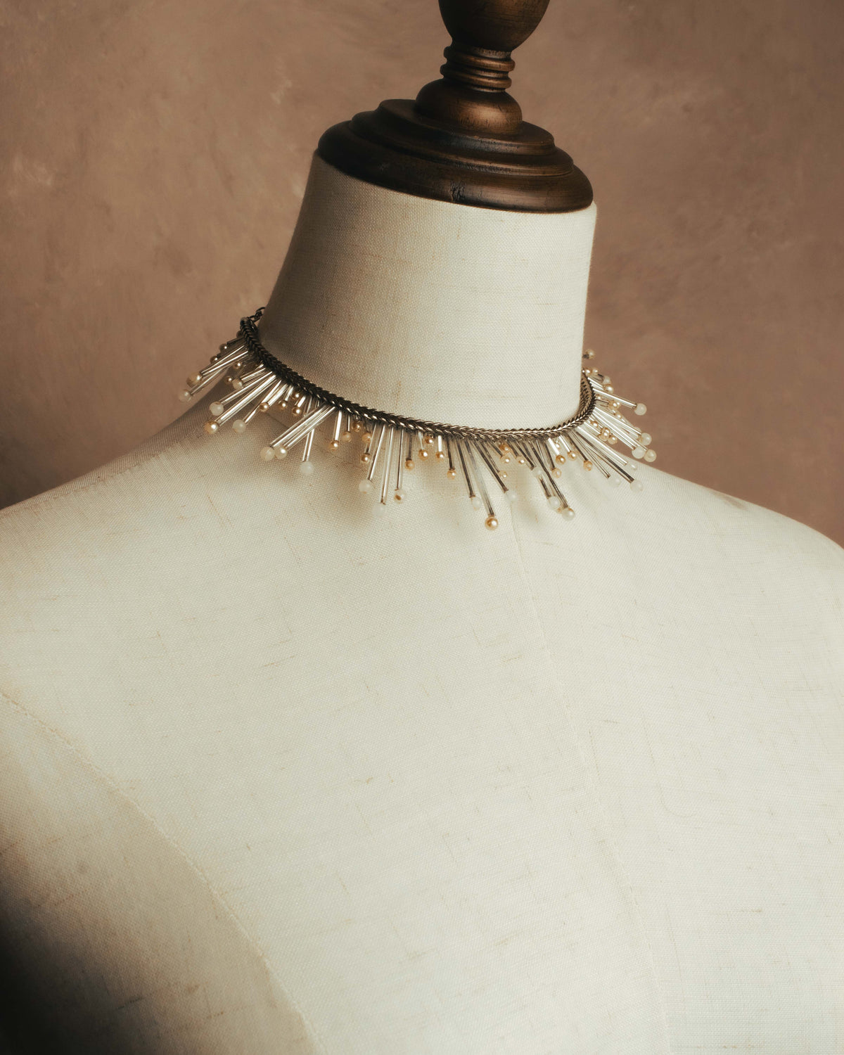 -SPECIAL- "CHANEL" 90's-00's Sculptural pearl fringe choker necklace