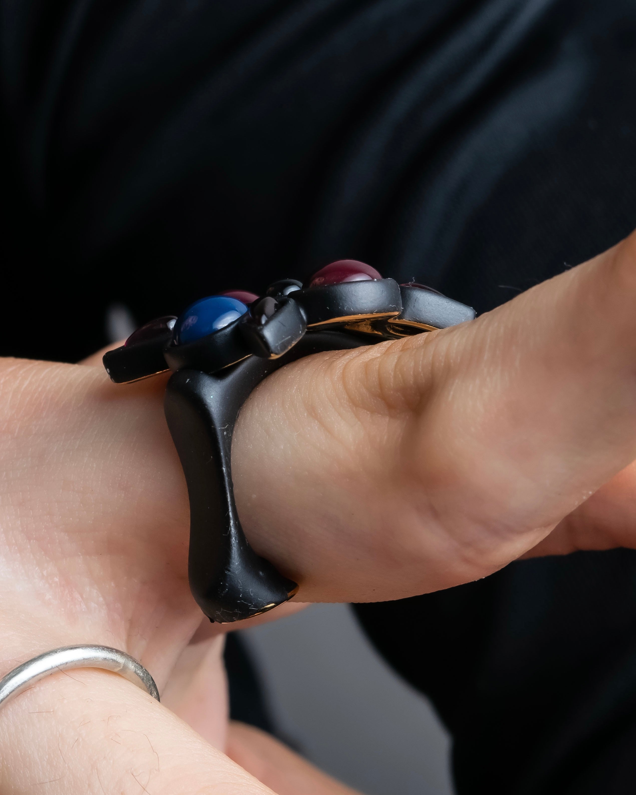 "LOUIS VUITTON"　Geometric color stone ring