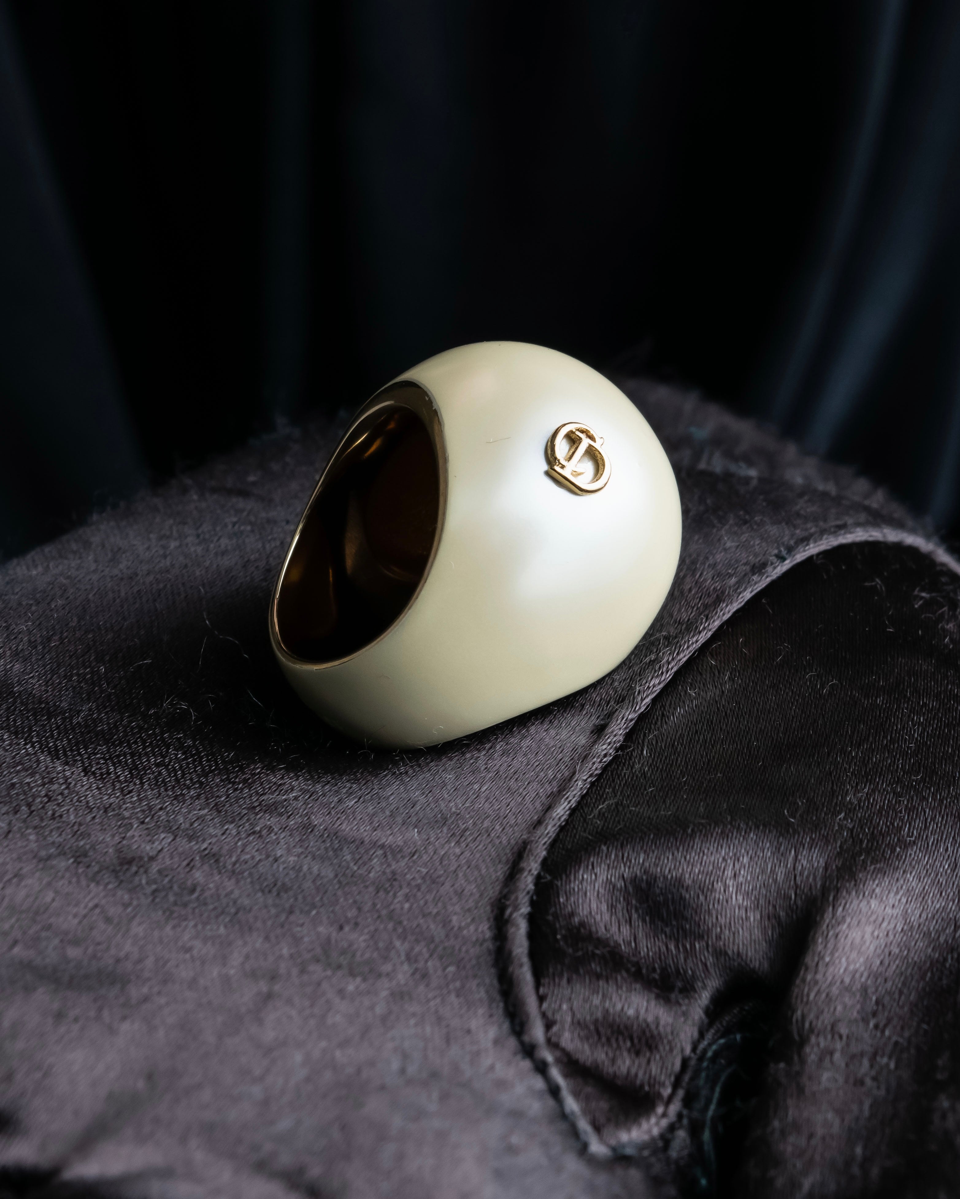 "Christian DIOR" Balloon detail logo design ring