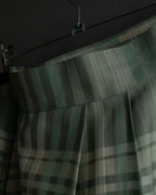 "BURBERRYS" Mint green check pattern skirt type set up