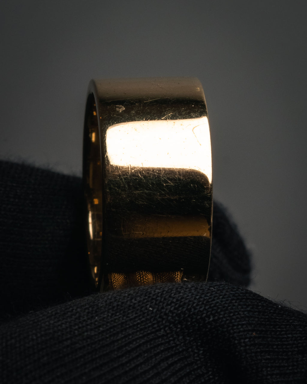 “Chloé” 2010’s mesh ribbon gold ring
