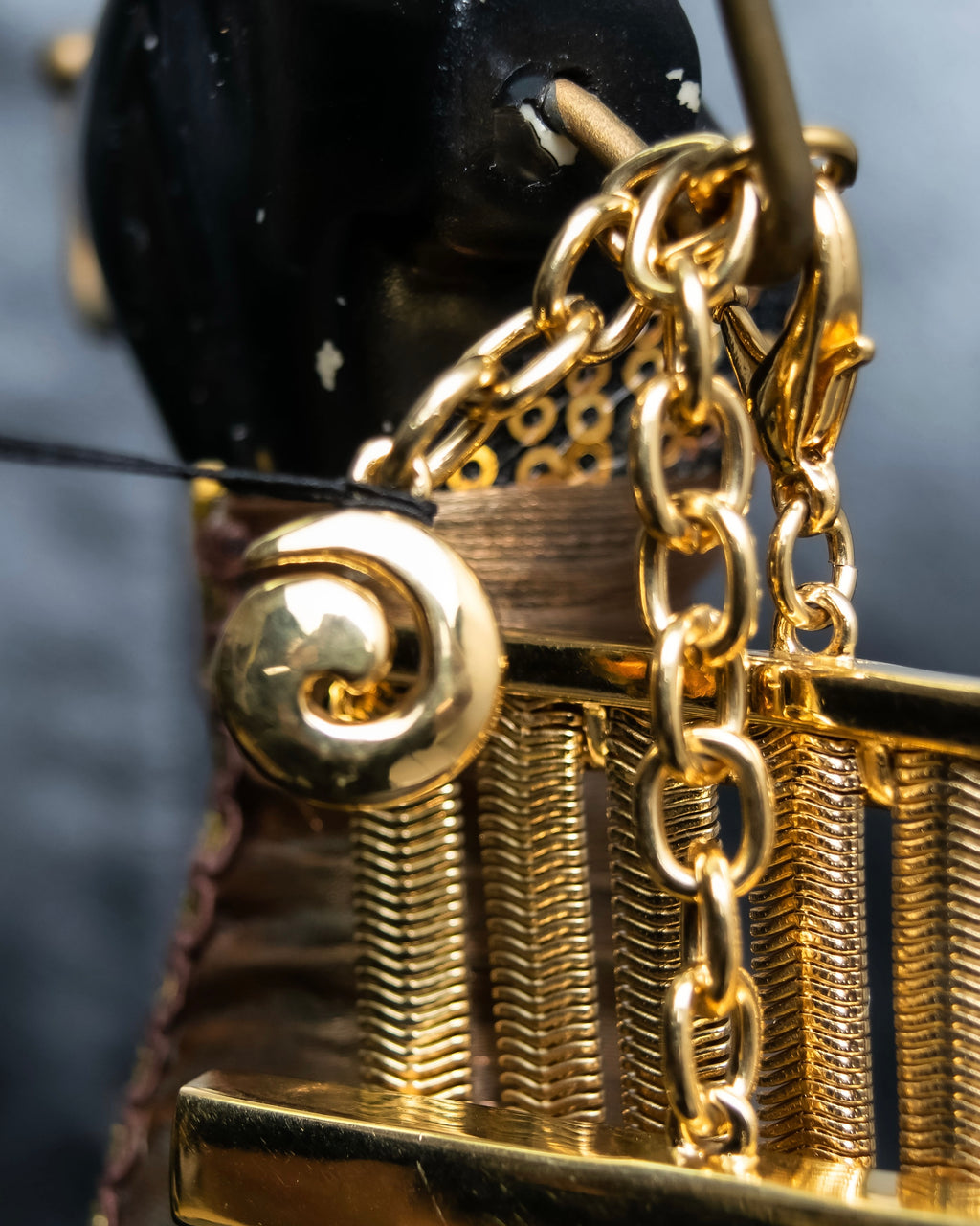 "GIVENCHY" 7 strand accordion chain choker necklace