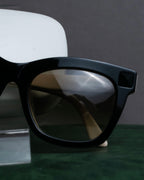 "VALENTINO" Two-tone Rockstud design sunglasses