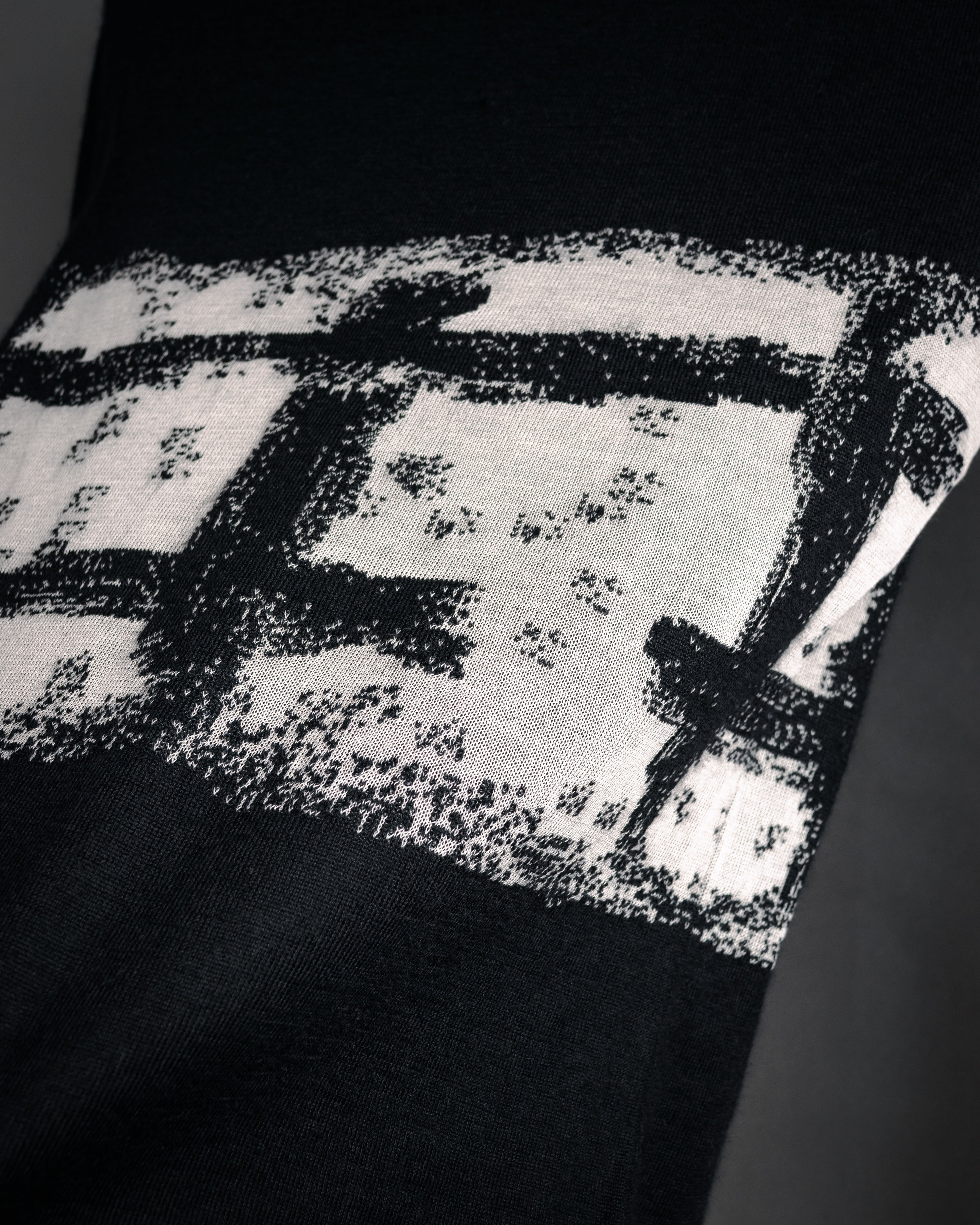“CHANEL” 90’s-00’s Abstract grid knit top