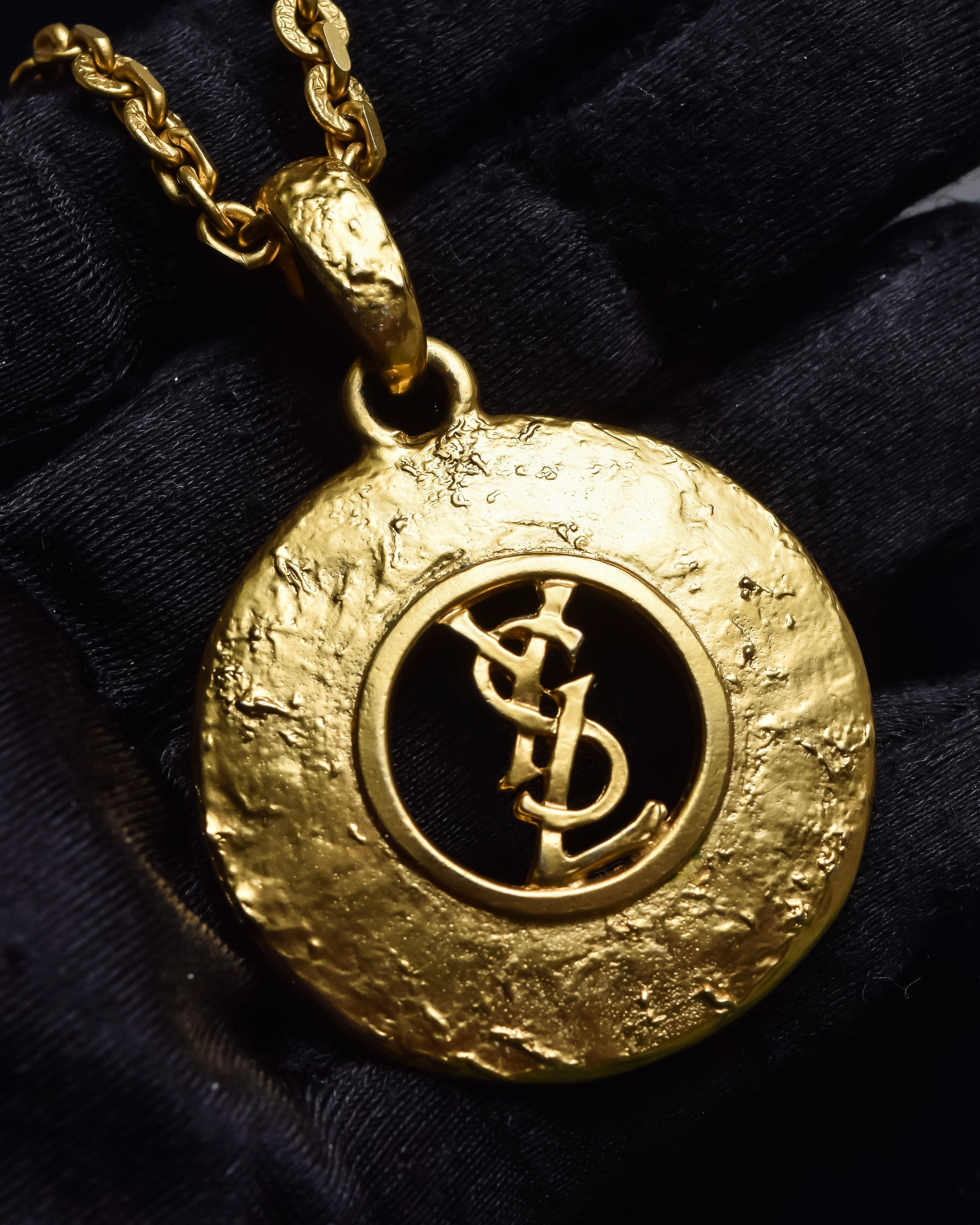 "YVES SAINT LAURENT" Embossed medallion YSL charm necklace