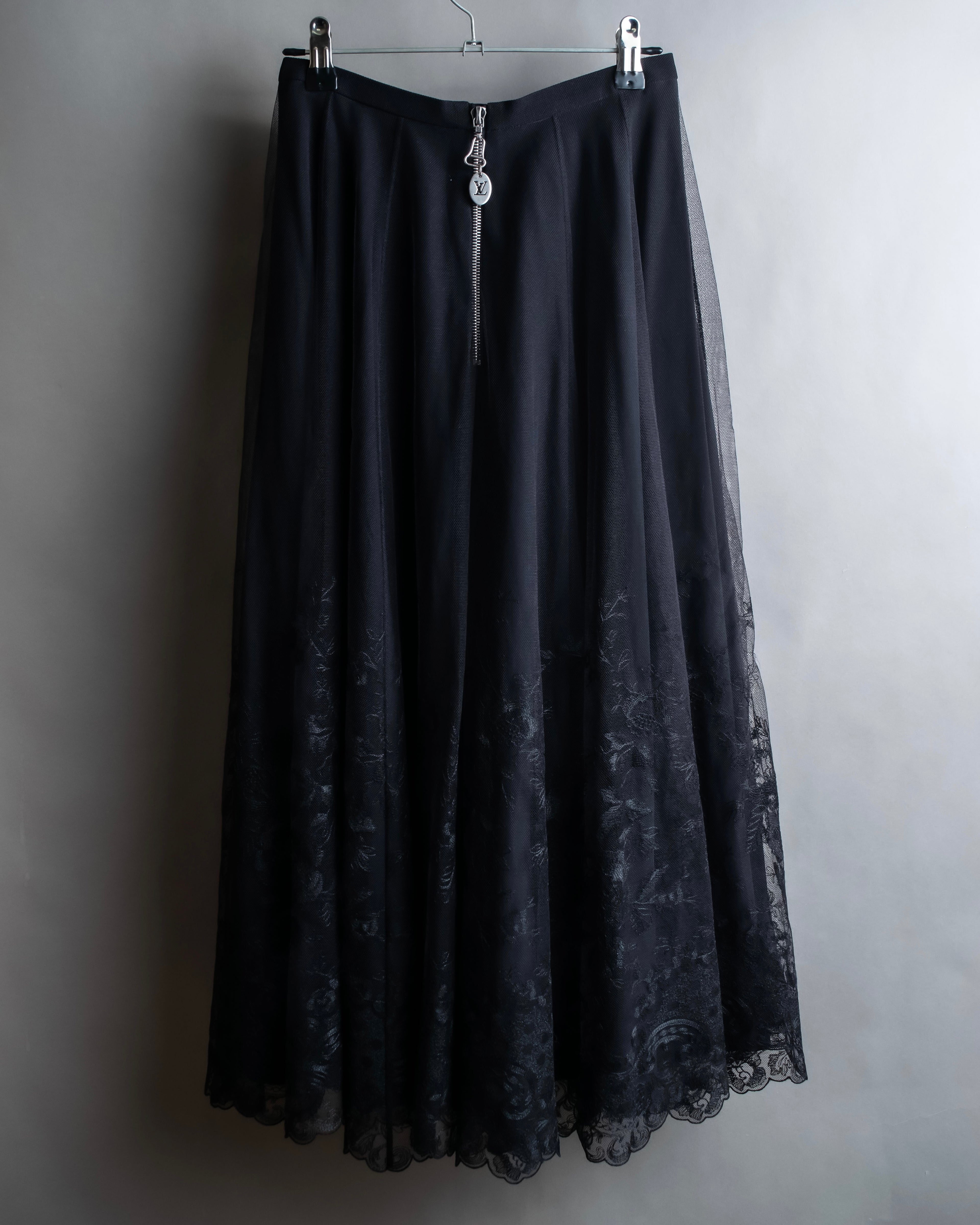 "LOUIS VUITTON" Tiered embroidered design flared skirt