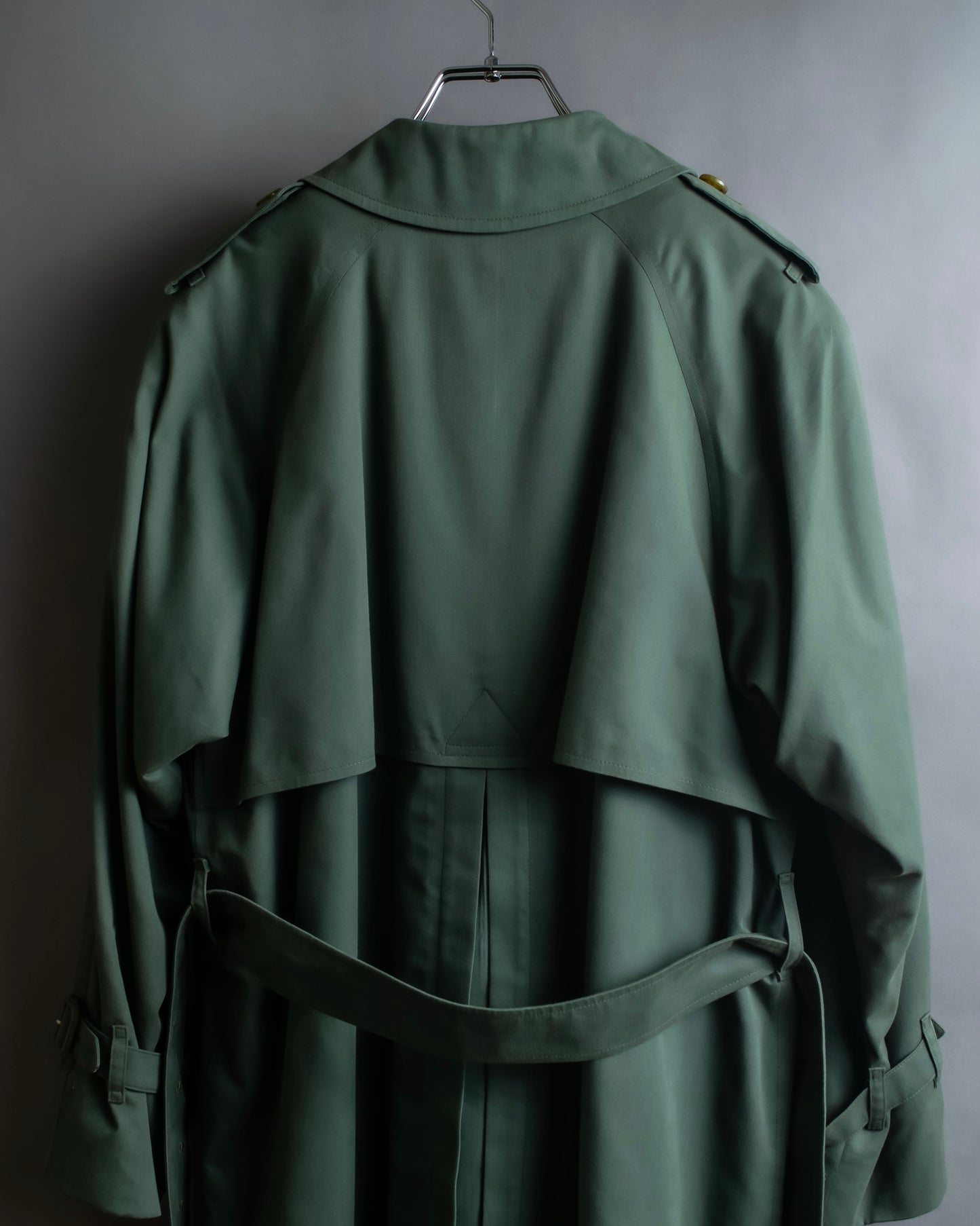 "BURBERRYS" Military detail oversized belted trench coat