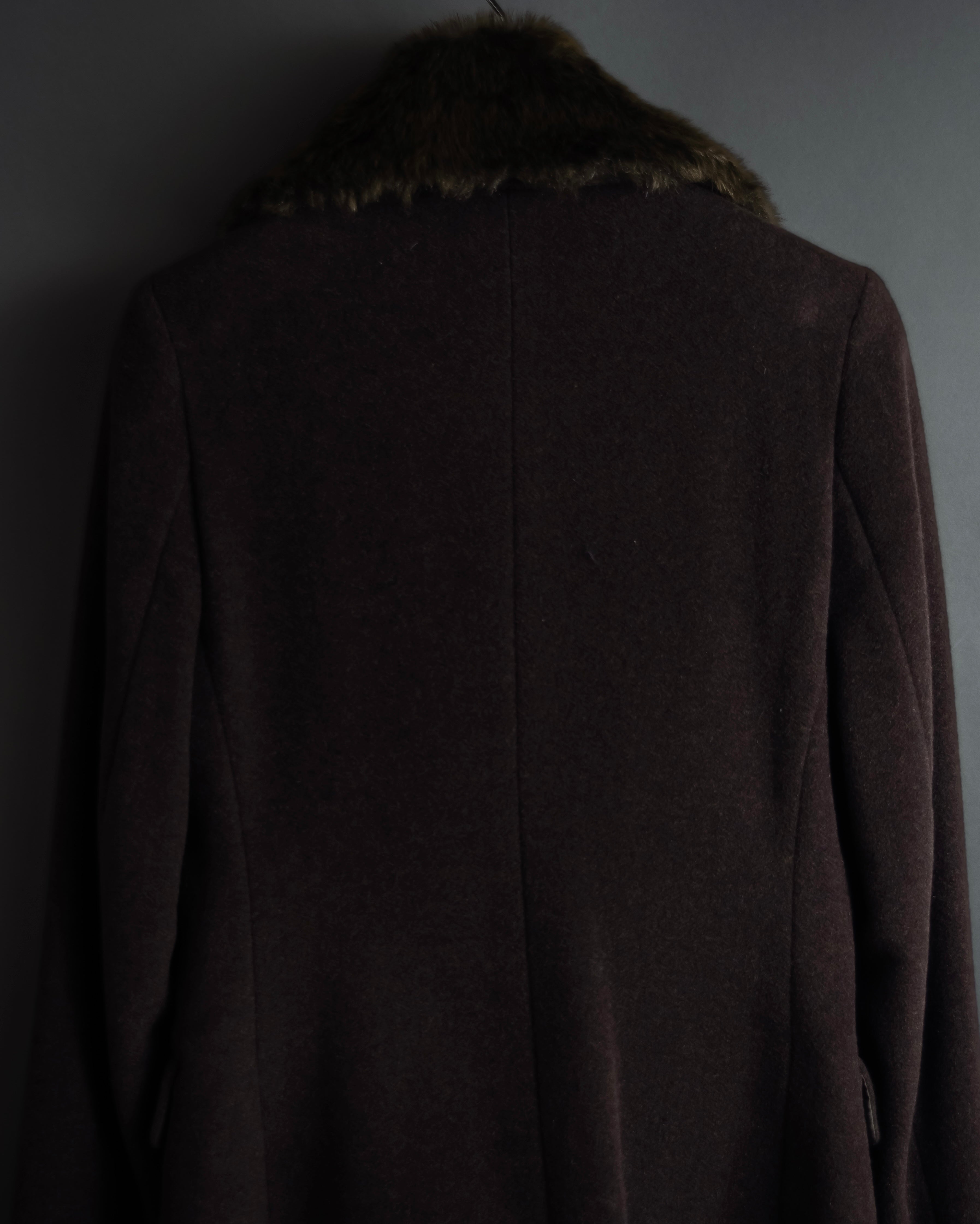 "miss Chloe" Fur collar switching design wool coat