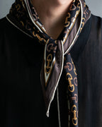 “GUCCI” Horse bit printed diamond scarf