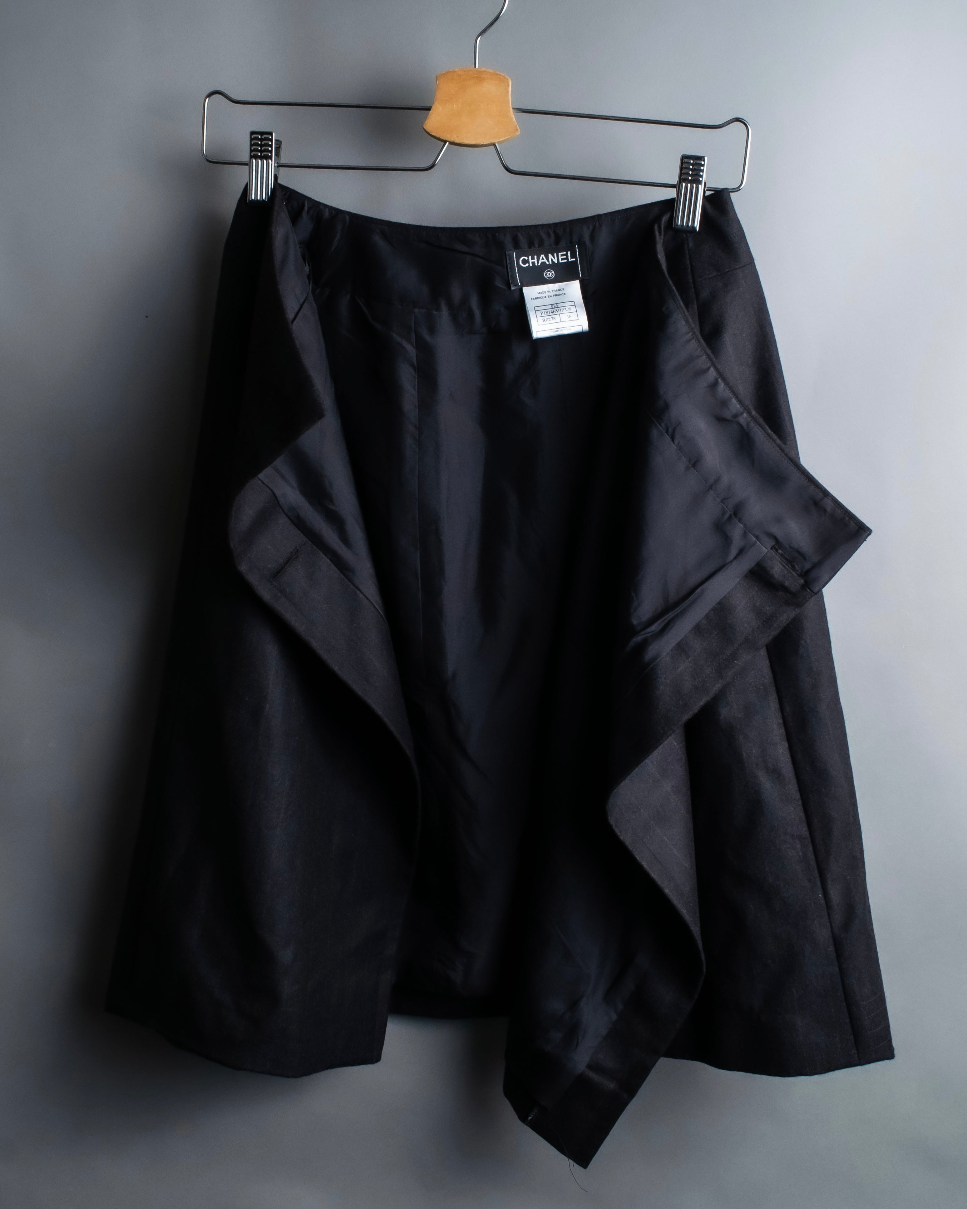 "CHANEL" Shadow stripe midi wrap skirt