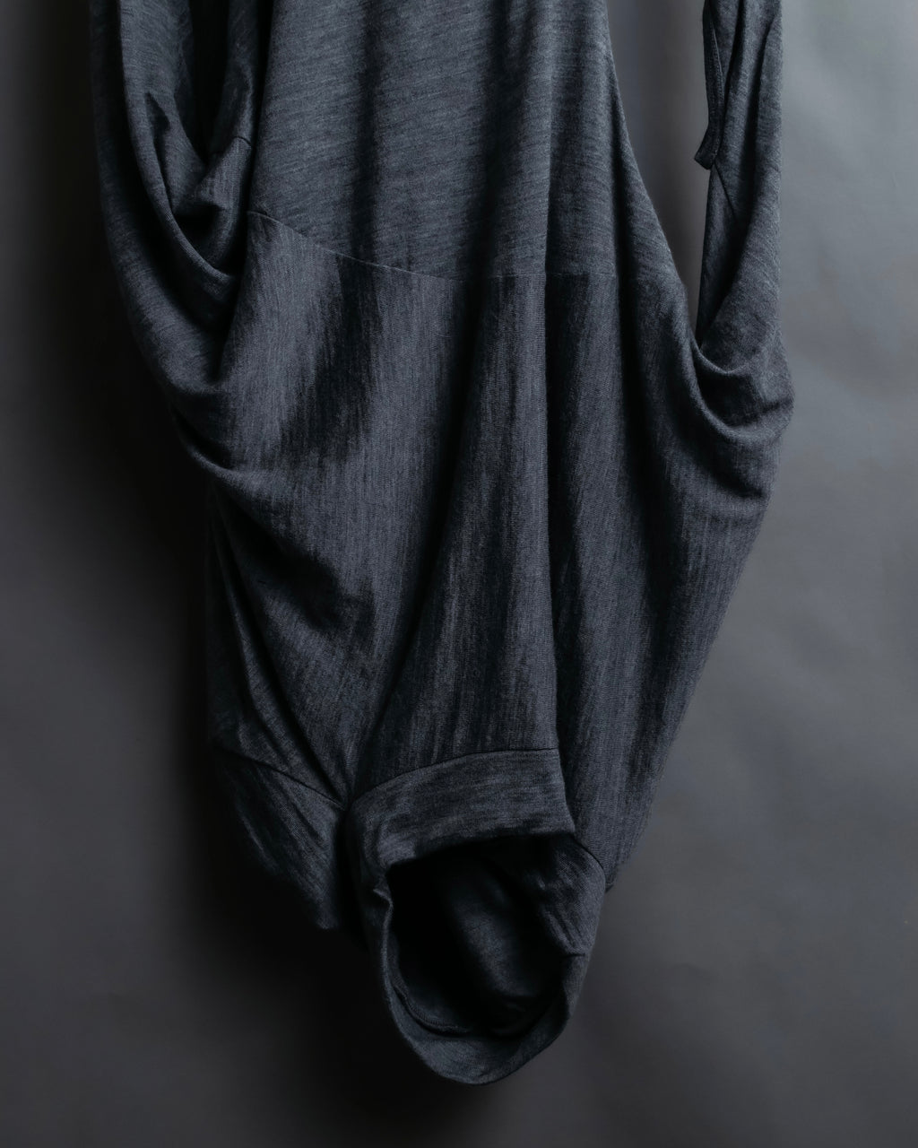 "JUNYA WATANABE COMME des GARCONS" 2008AW Collection Pieces Connected arms design knit