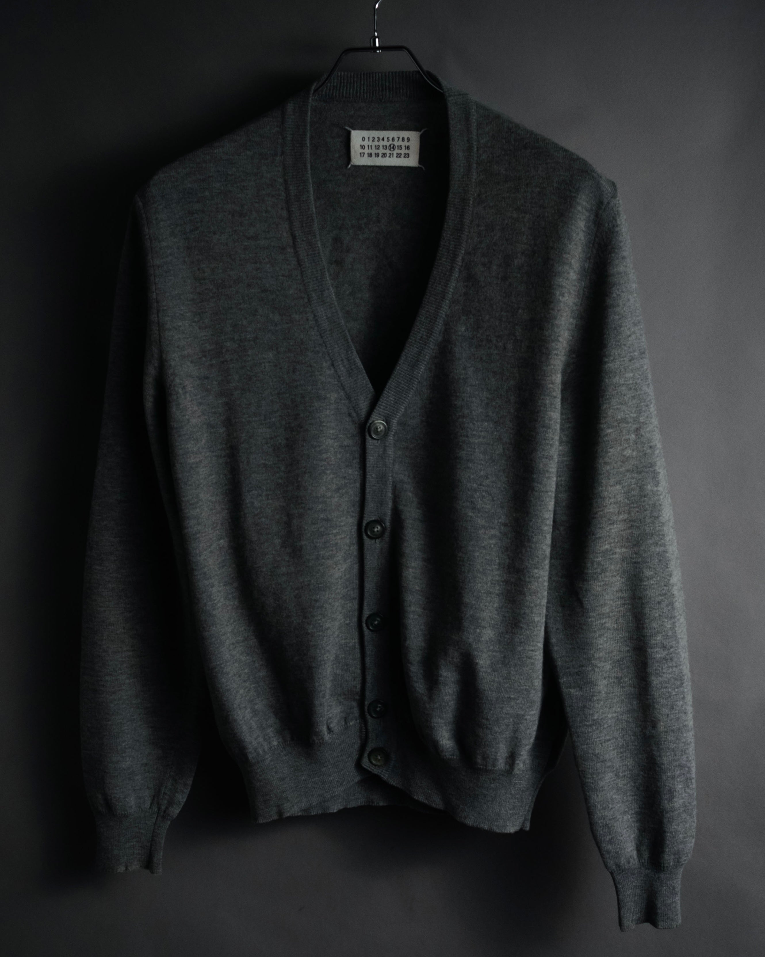 “MARTIN MARGIELA 14” 00’s Elbow patch wool cardigan