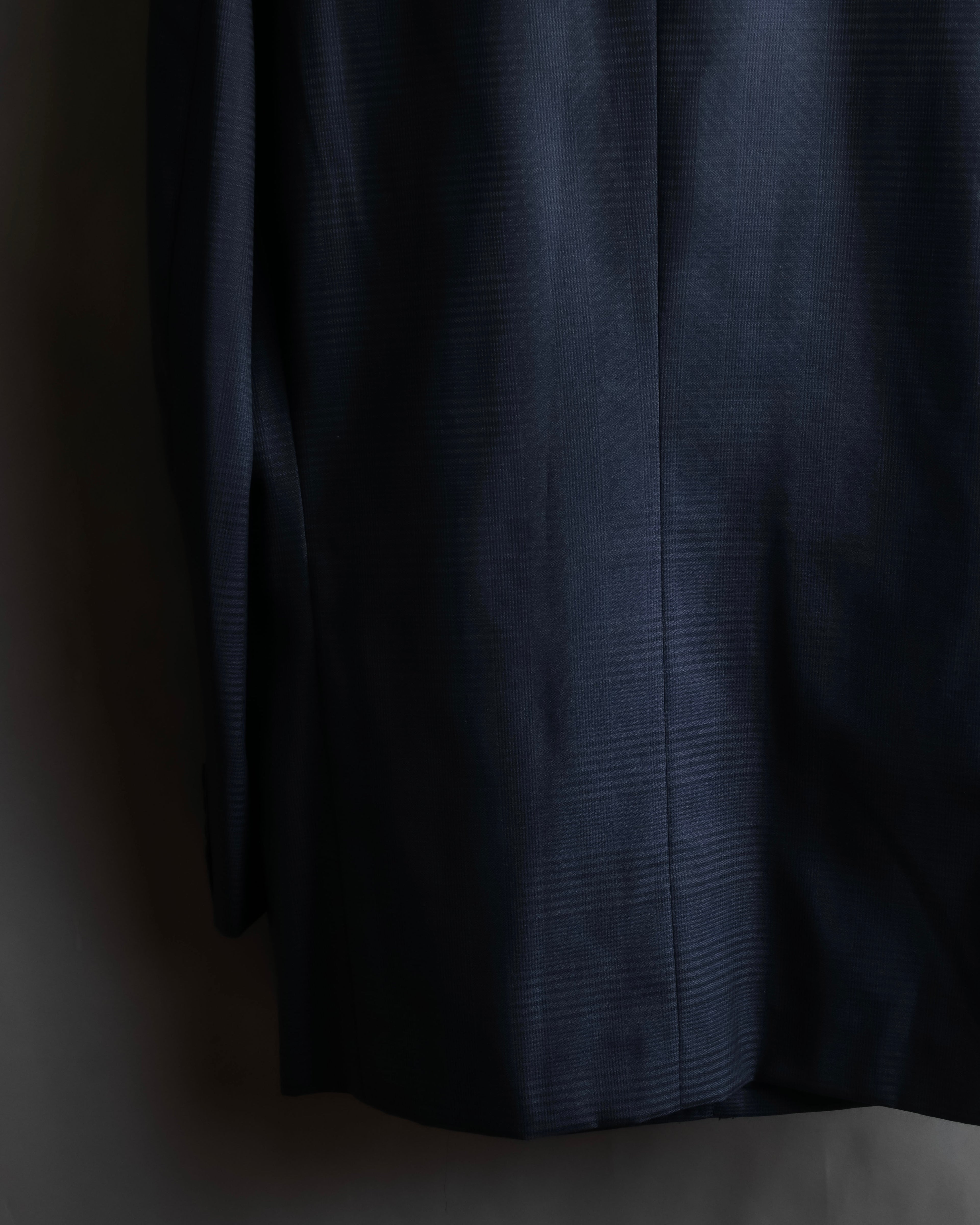 "CHRISTIAN DIOR MONSIEUR"
Shadow check pattern structured set up