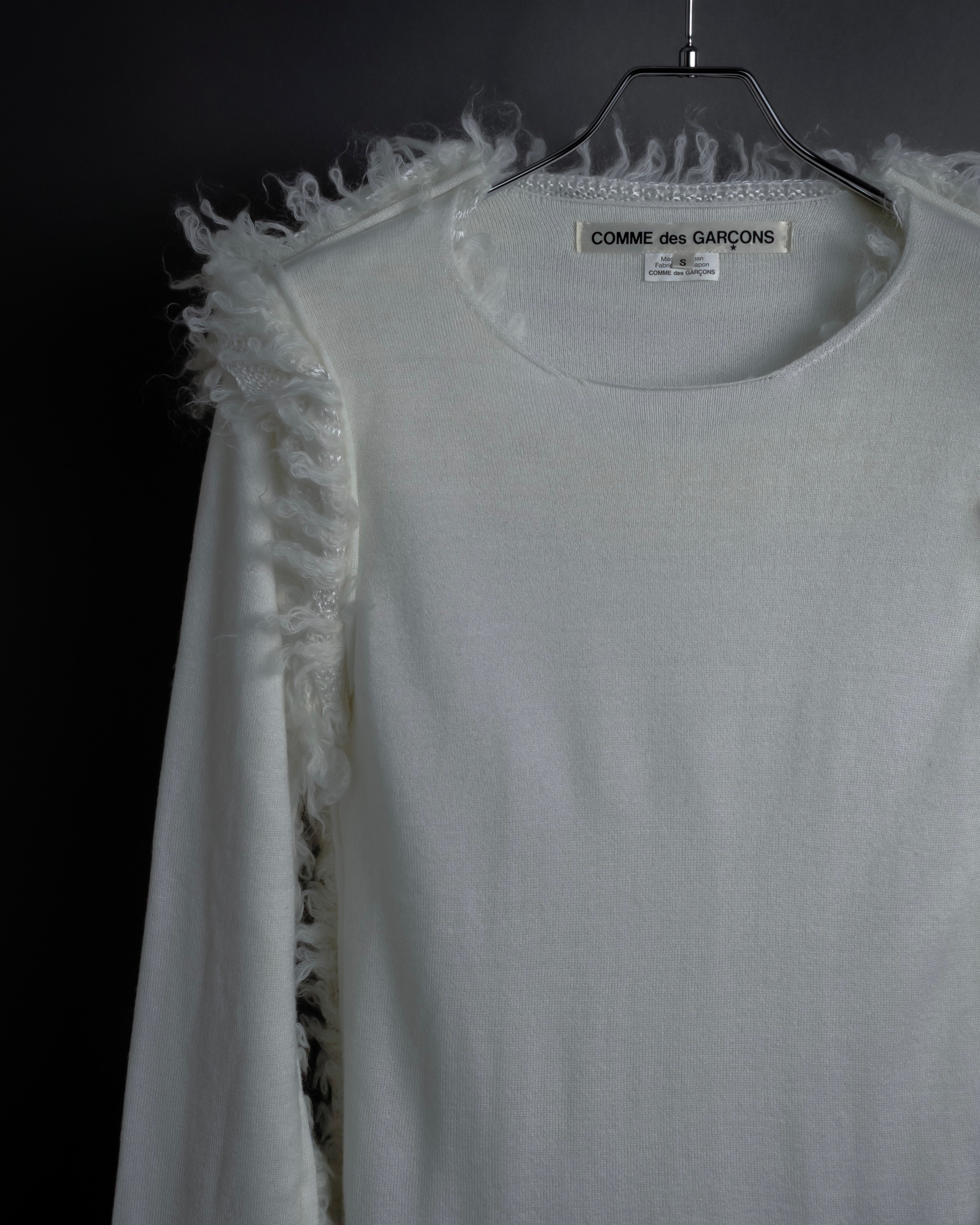 "COMME des GARCONS" 18AW layered mesh design fringe thick knit