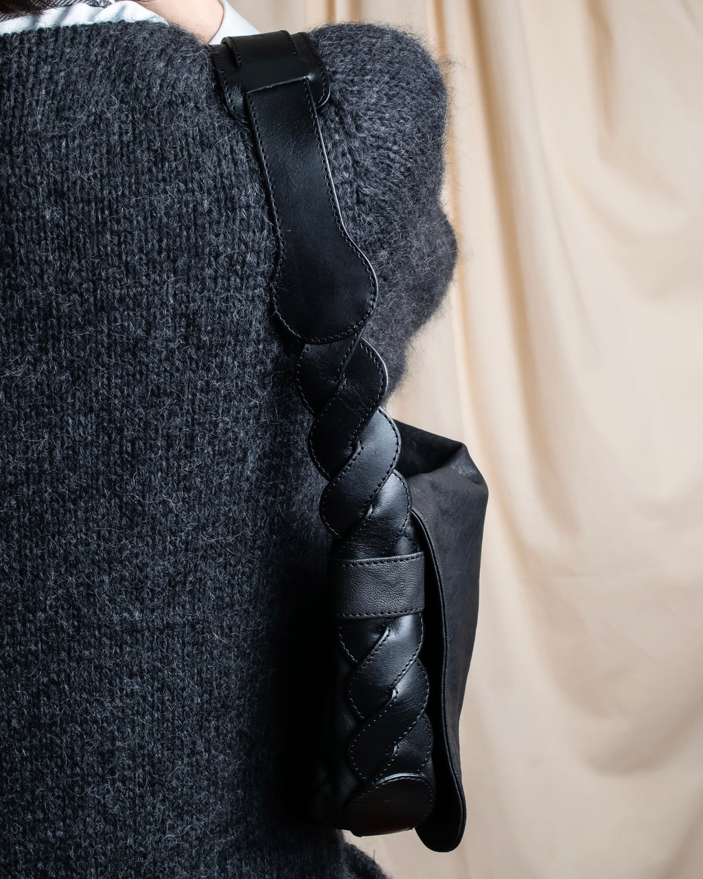 "SEE BY CHLOE" Braided shoulder design leather bag