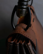 "GUCCI" Horizontally shaped cord-wrapped handle leather bag