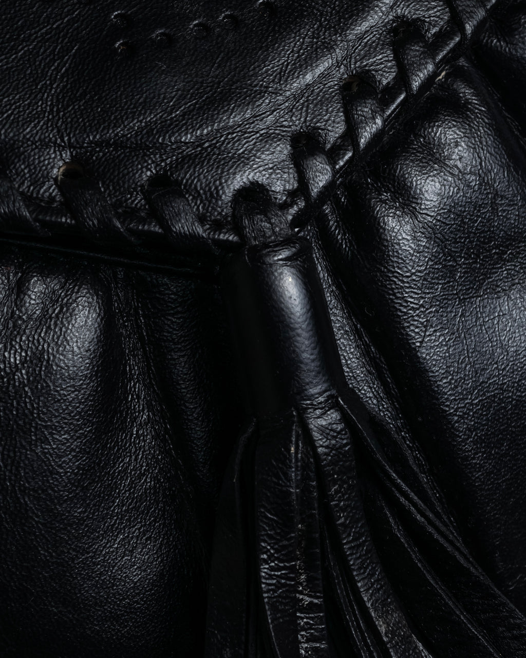 "YVES SAINT LAURENT" 80's-90's Logo engraved tassel detail bag