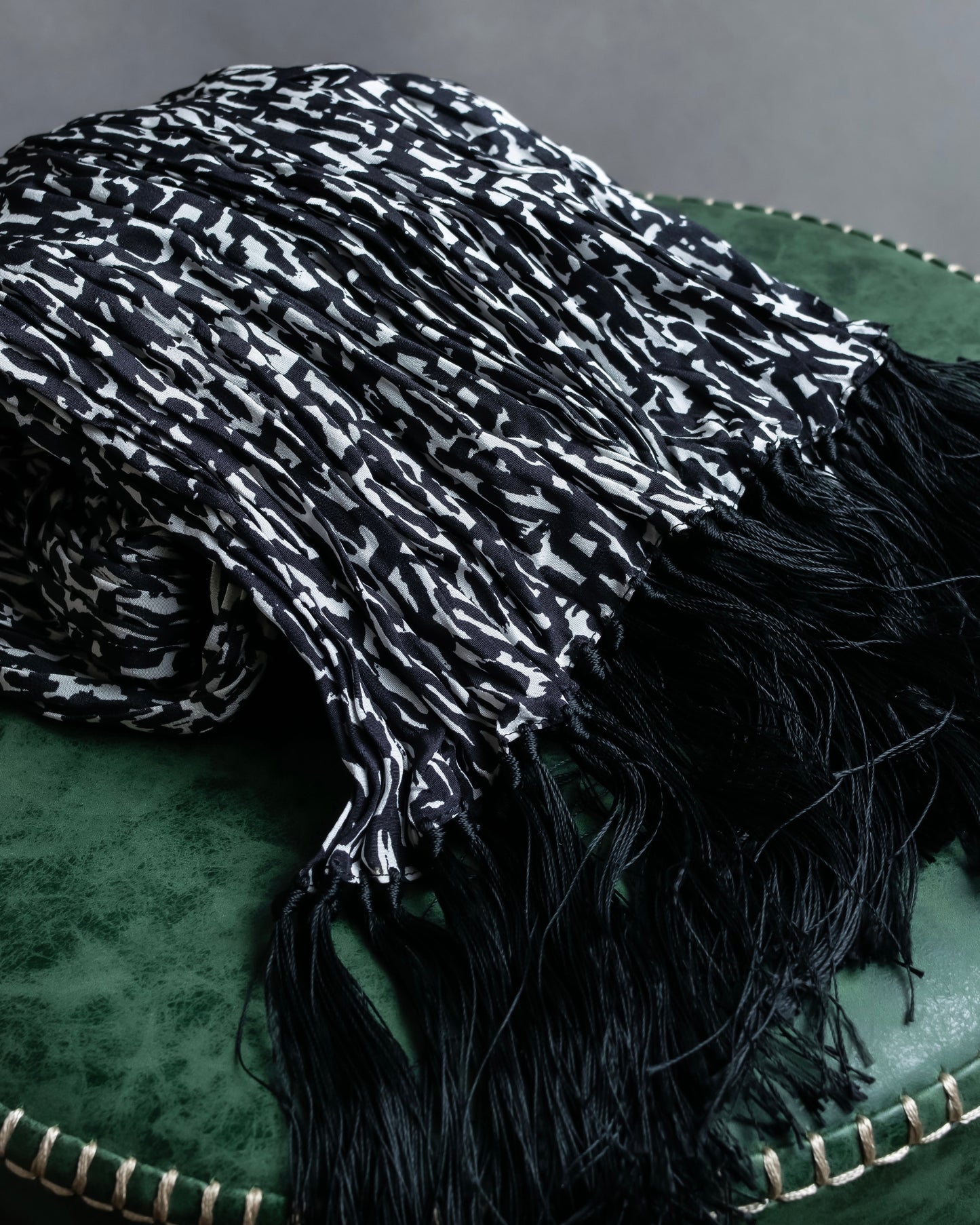 "Saint Laurent Paris" Abstract animal print pleated fringe muffler