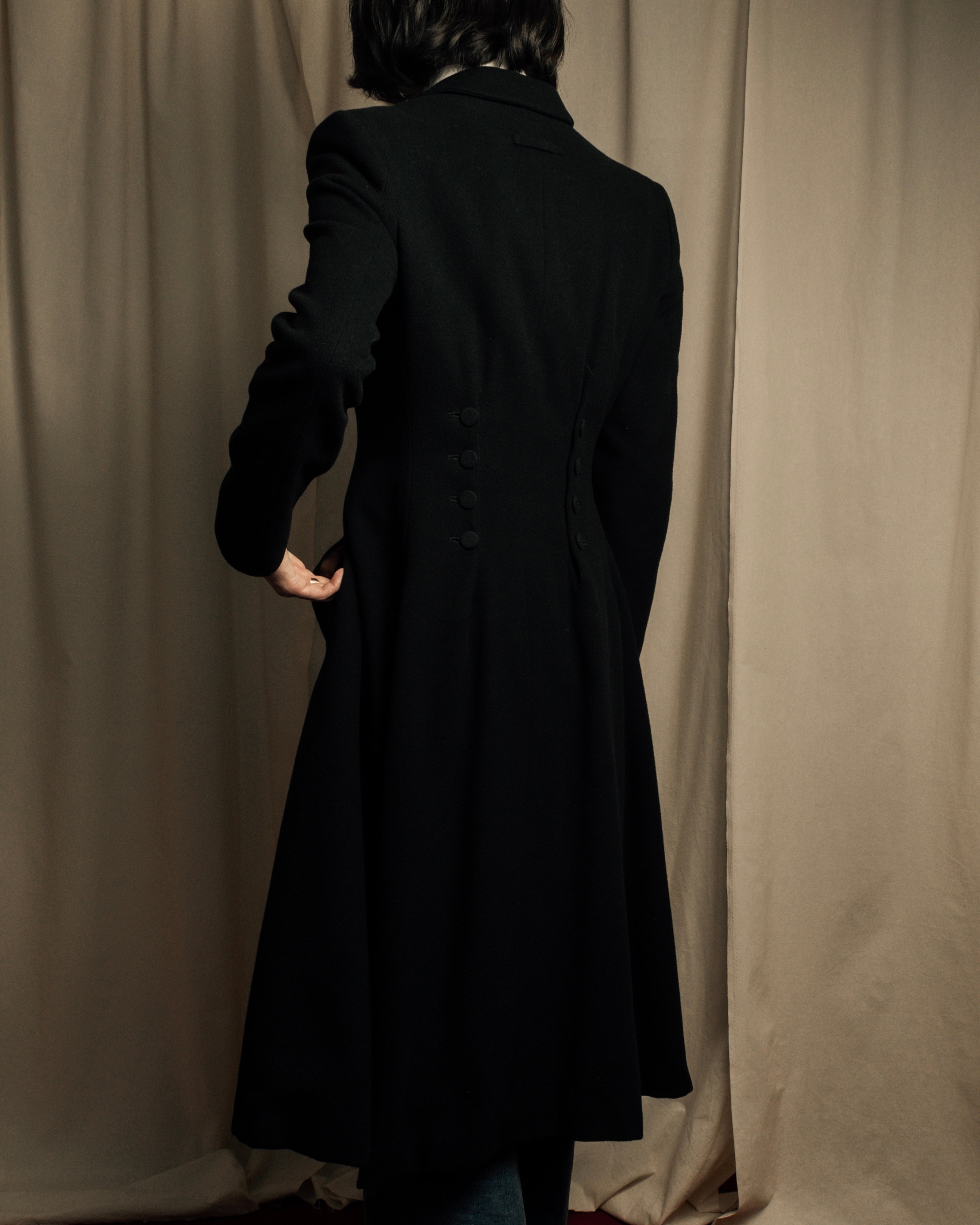 -SPECIAL- "JEAN PAUL GAULTIER"
 90's-00's Waist shape A-line silhouette black color super long coat