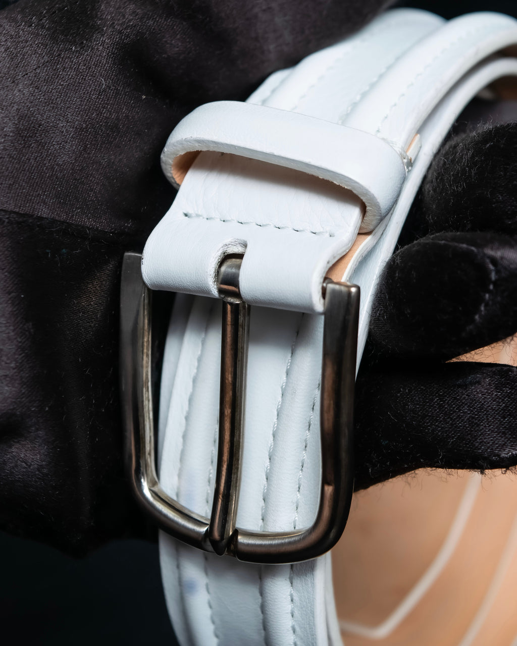"GIORGIO ARMANI" Genuine leather white color belt