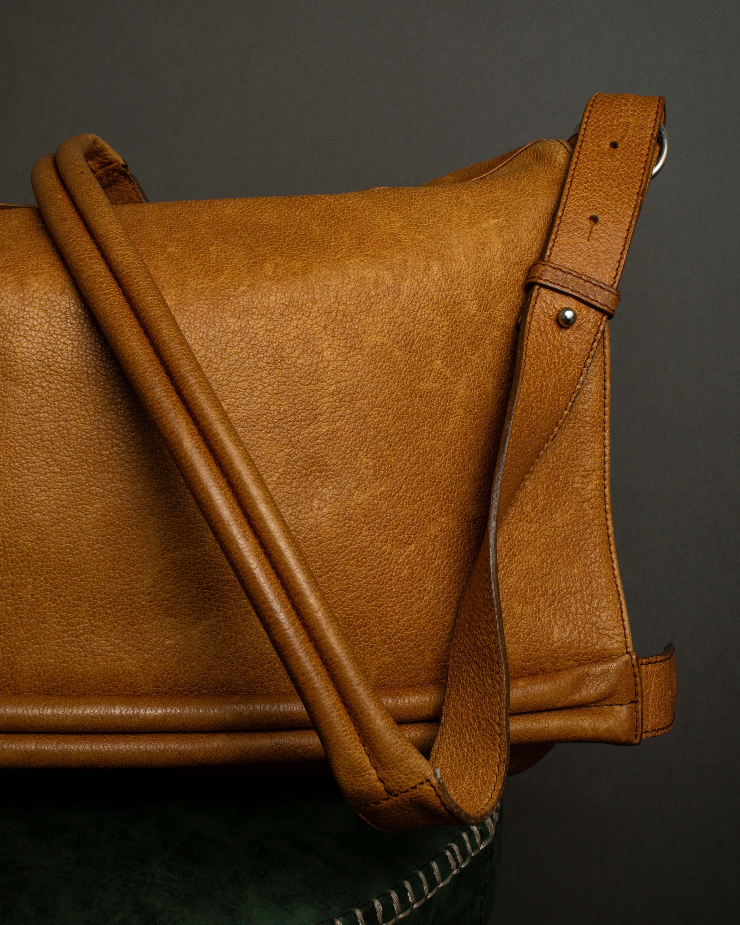 "MAISON MARGIELA" 12SS over flap design leather shoulder bag