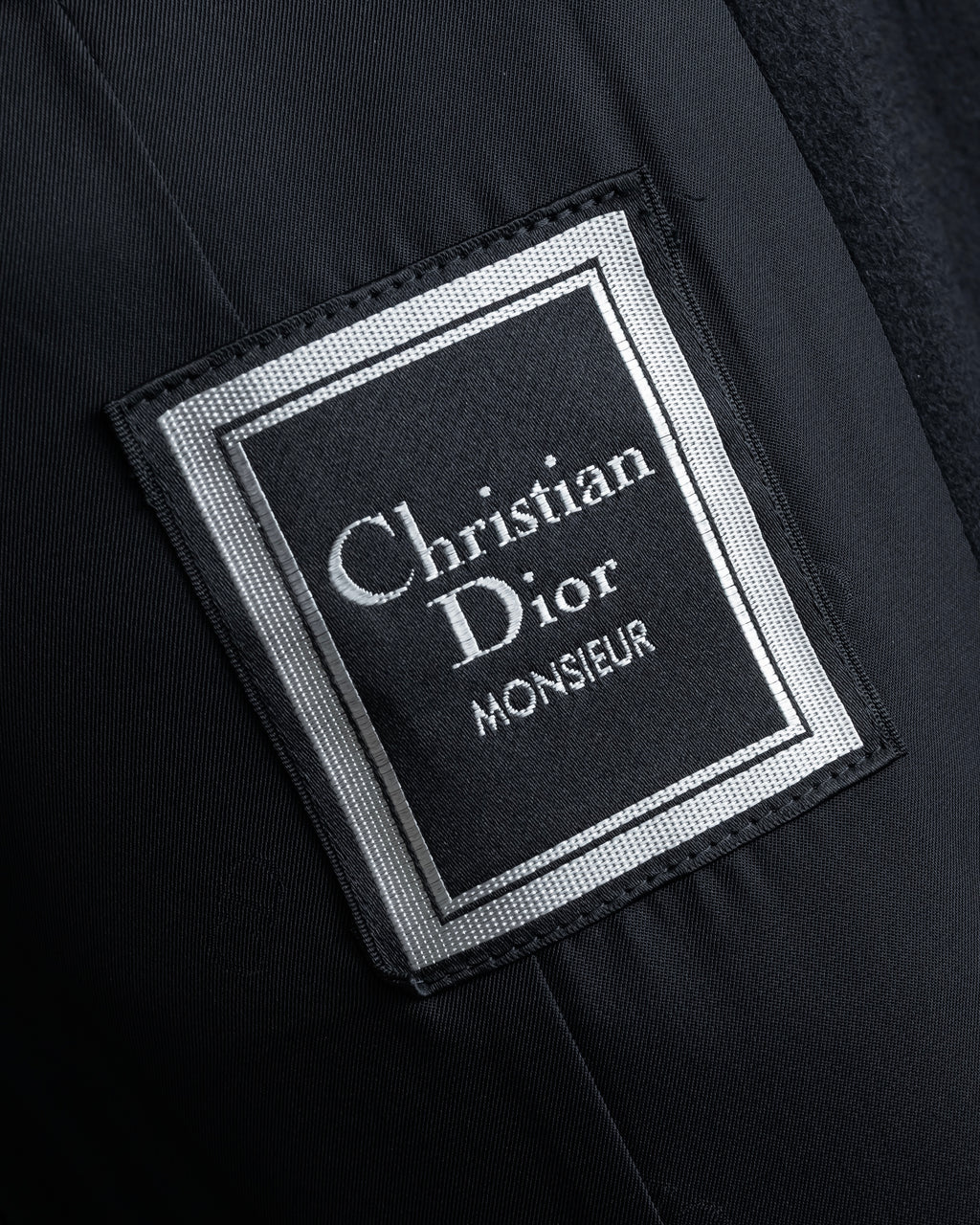 "CHRISTIAN DIOR MONSIEUR" 
Oversized double-breasted chester coat