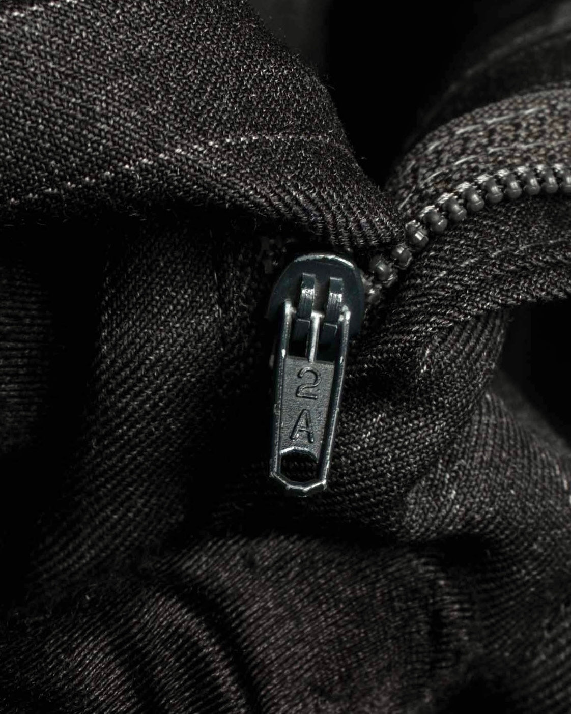 "ARMANI COLLEZIONI" Classic Italian tailoring stripe pattern set up