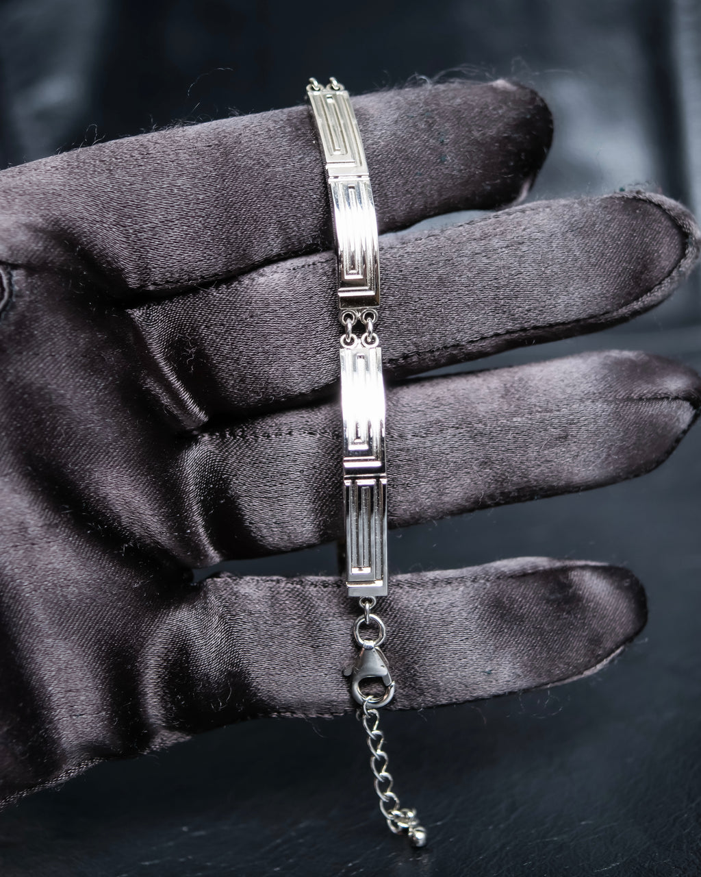 "Guy Laroche" Logo motif silver bracelet