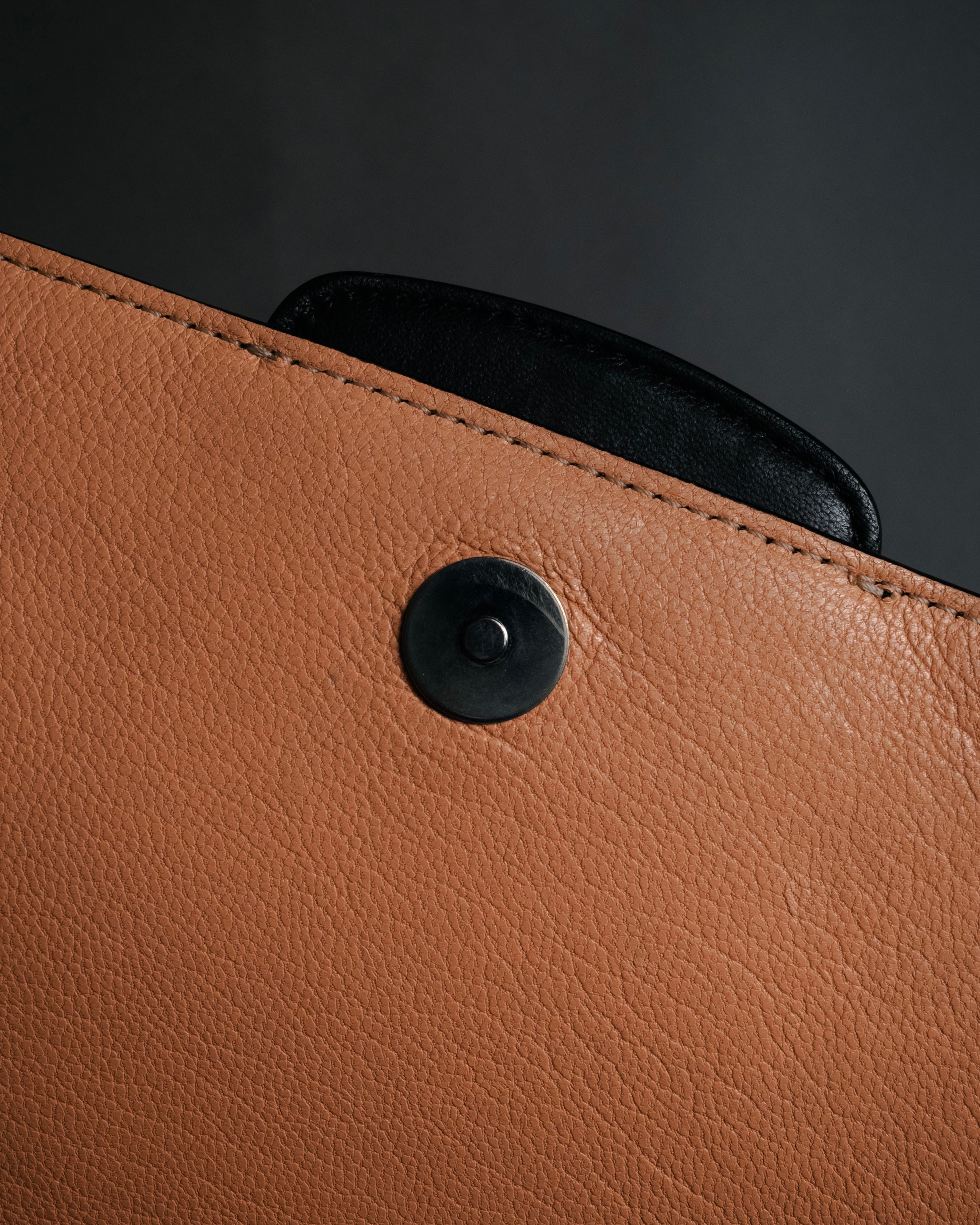 “michino PARIS” 2010’s Graphic pattern salut shoulder bag