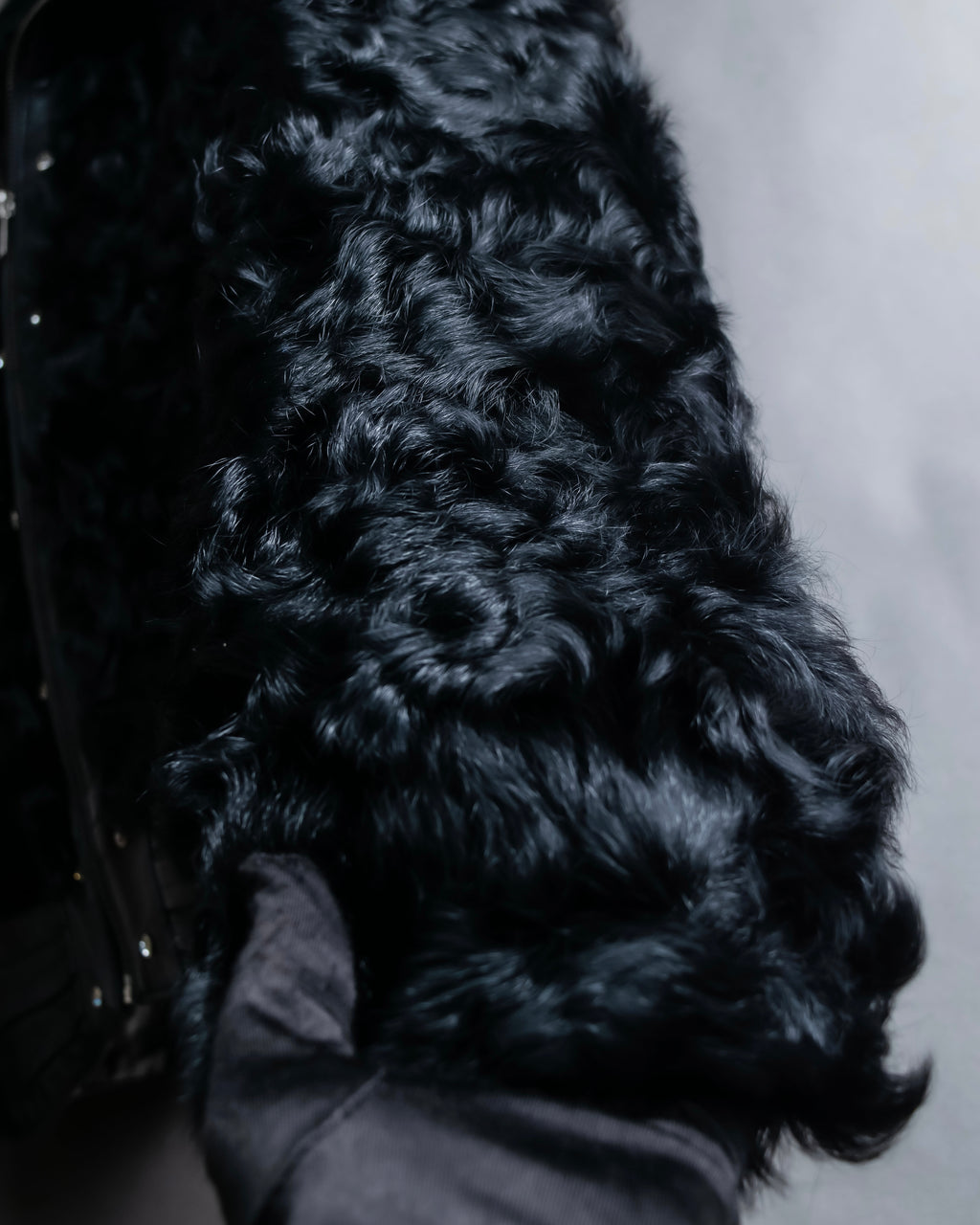"HERMITAGE" Box silhouette double zipper fur blouson