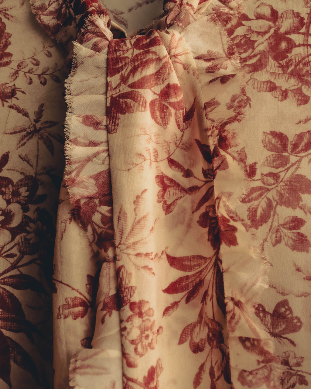 -SPECIAL- "GUCCI" 2010's-20's Romantic floral ruffle blouse