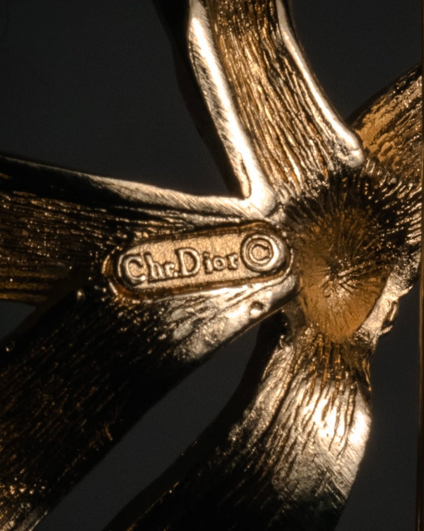 “Christian Dior“ 80’s-90’s CD-embossed ribbon brooch