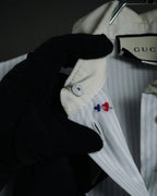“GUCCI” 2017 heart and dagger embroidered bow tie shirt