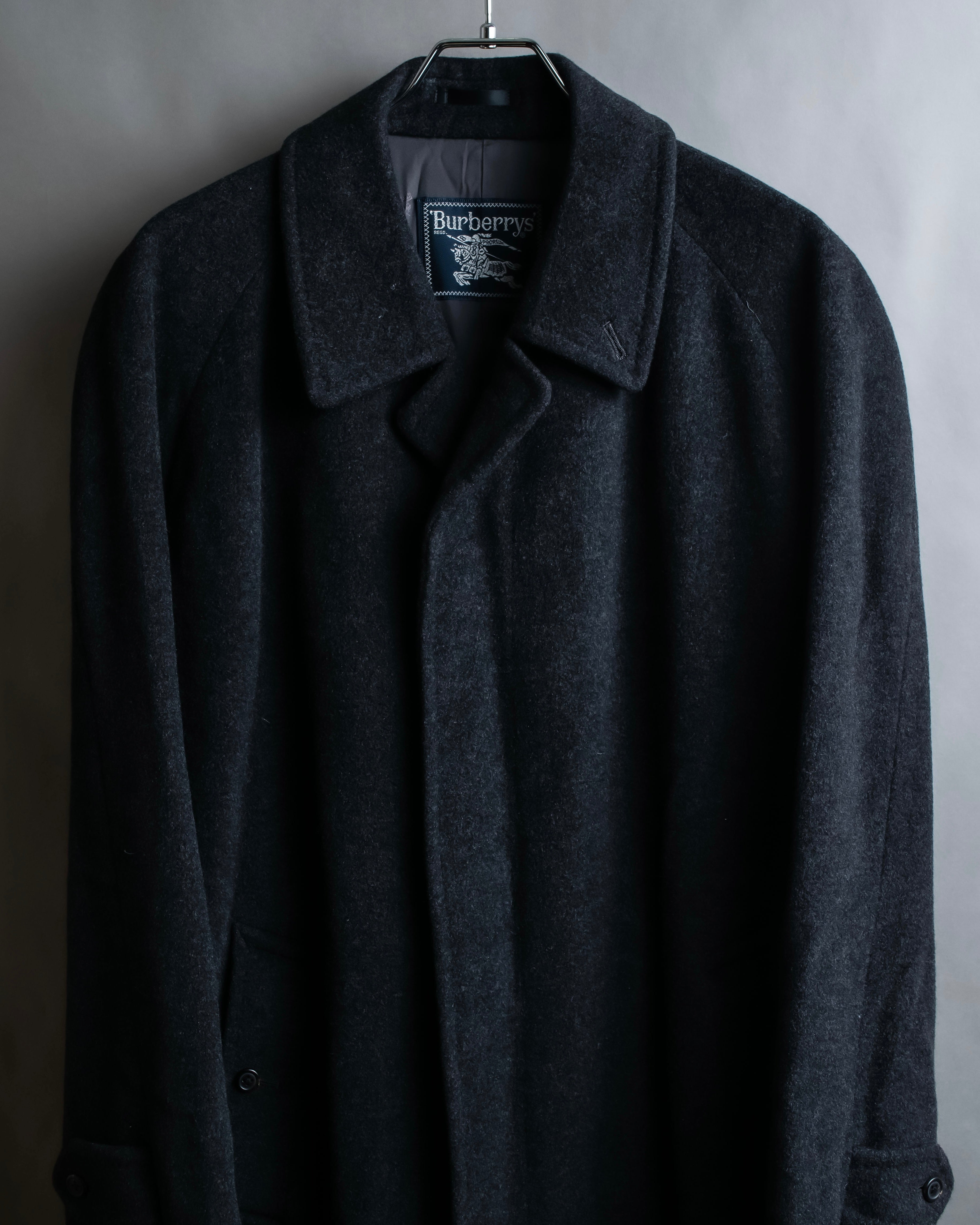 "BURBERRYS" Vintage stand collar concealed long coat