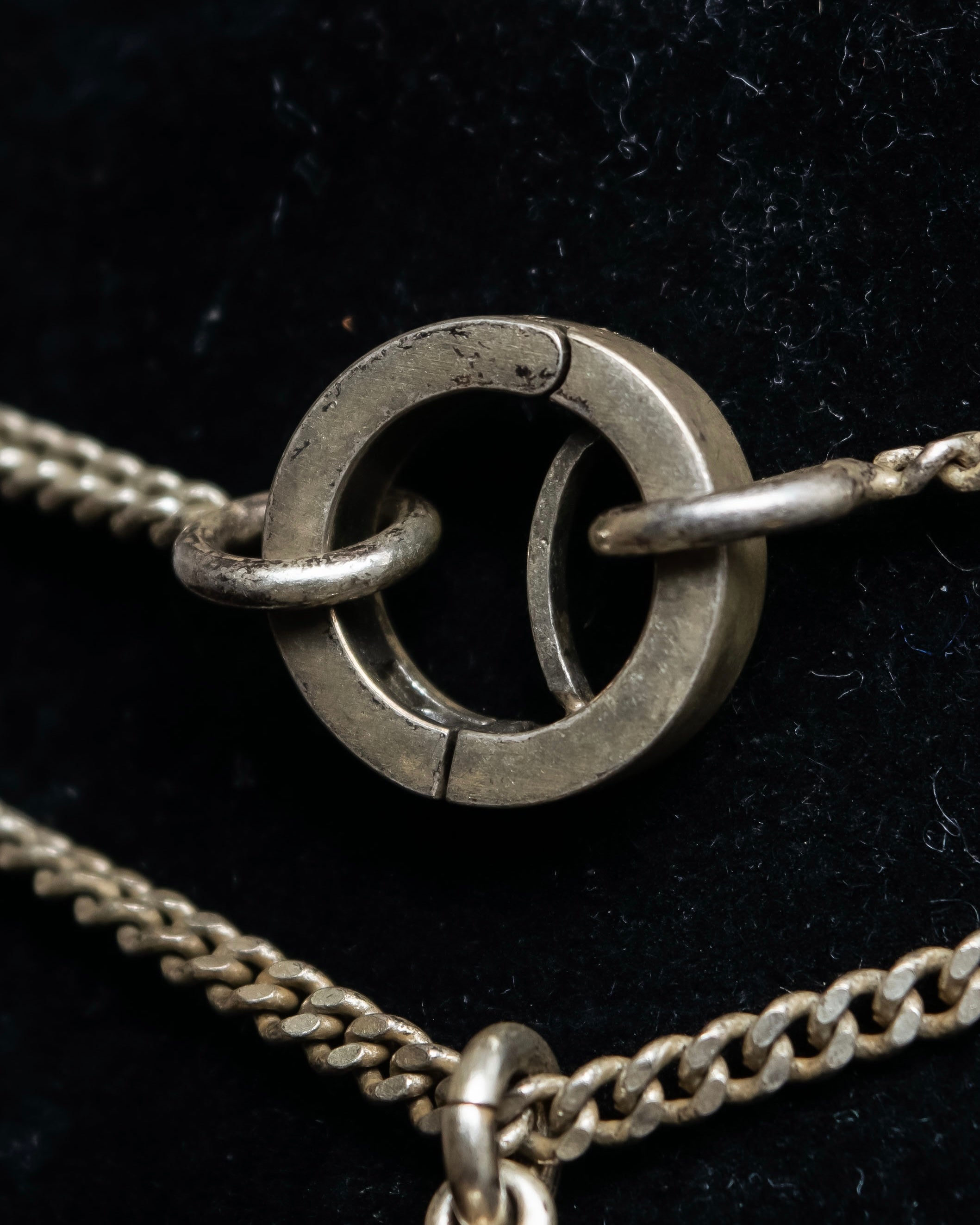 "MAISON MARGIELA" Geometric symbol motif adjustable length necklace