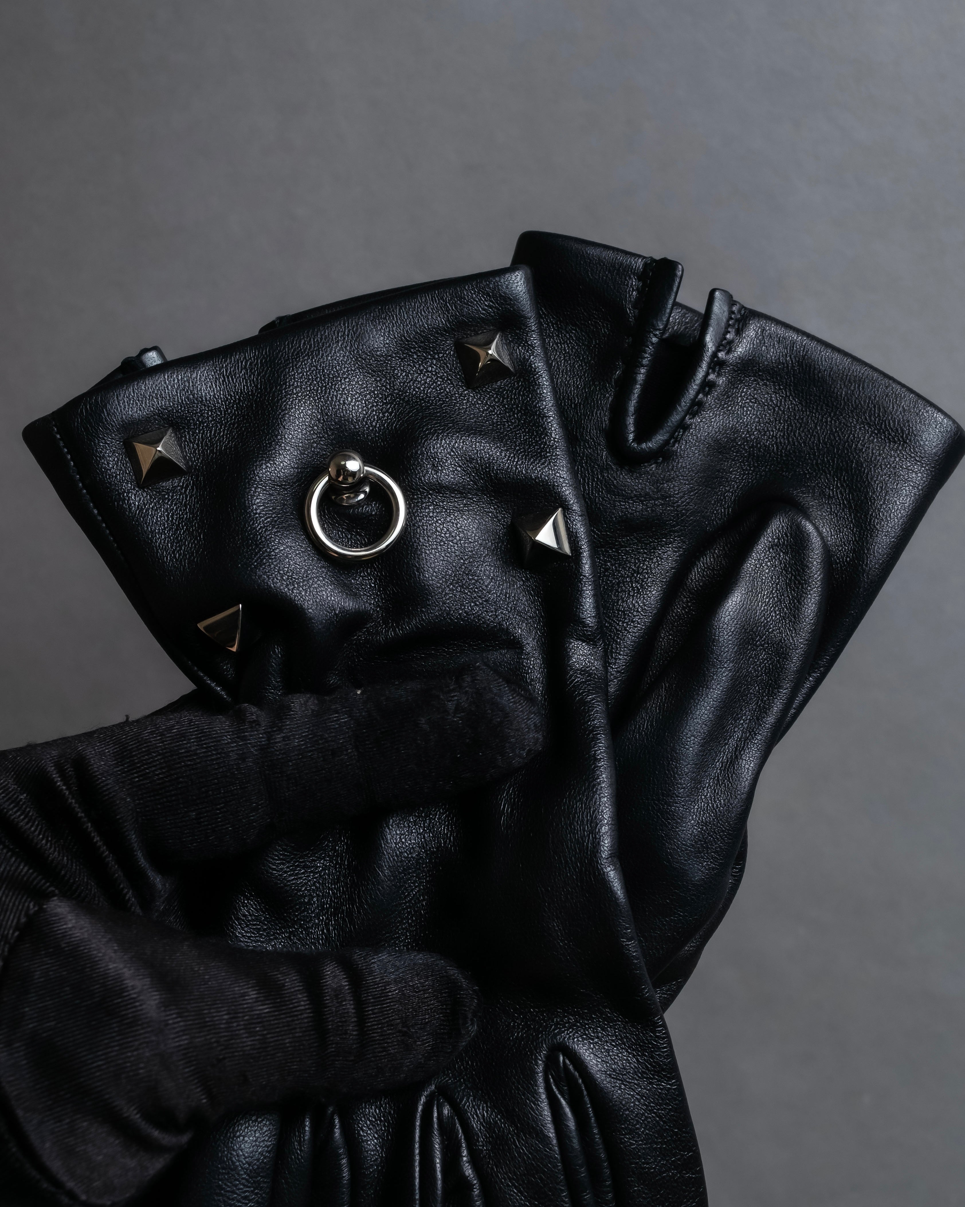 "HERMES" Stud &amp; ring design anjo leather gloves