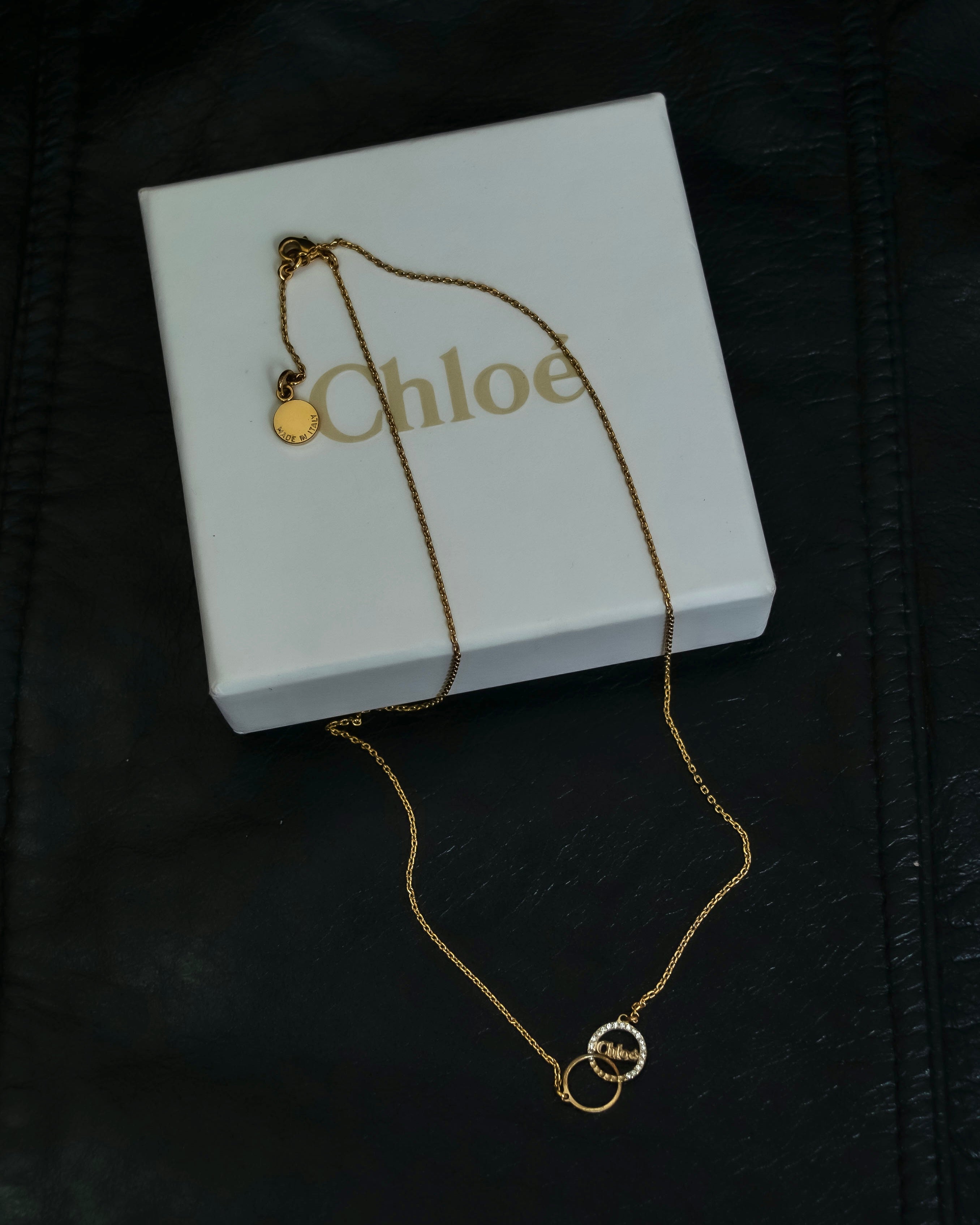 “Chloé” jewelry attached double ring necklace