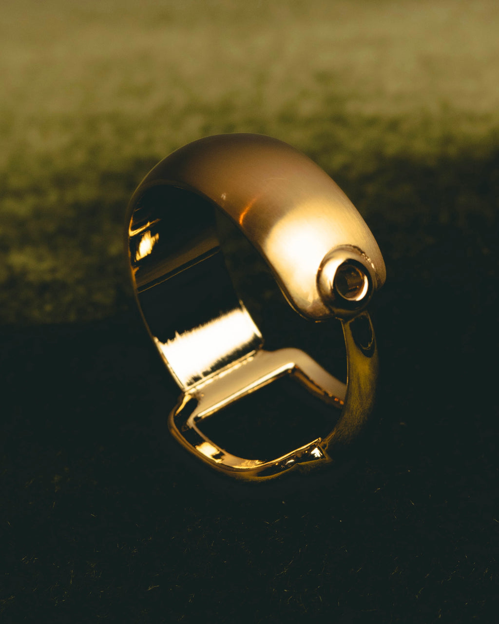 "GUCCI" 80's-00's Iconic horsebit scarf ring