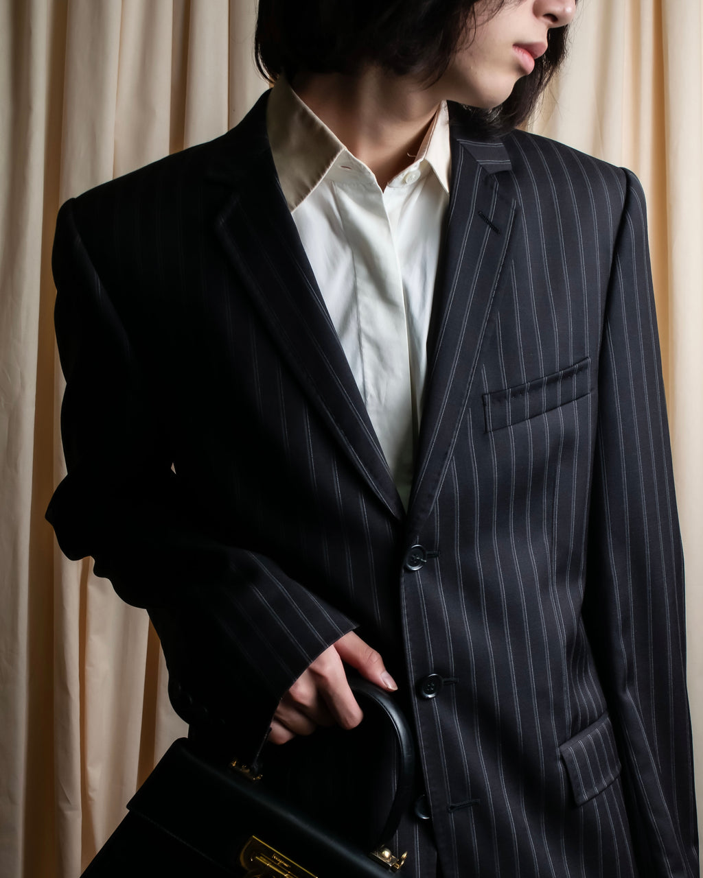 "Dolce & Gabbana" Pinstripe vertical lines emphasized tailored jacket