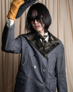"tricot COMME des GARCONS" 
Double-breasted reversible fur tailored coat