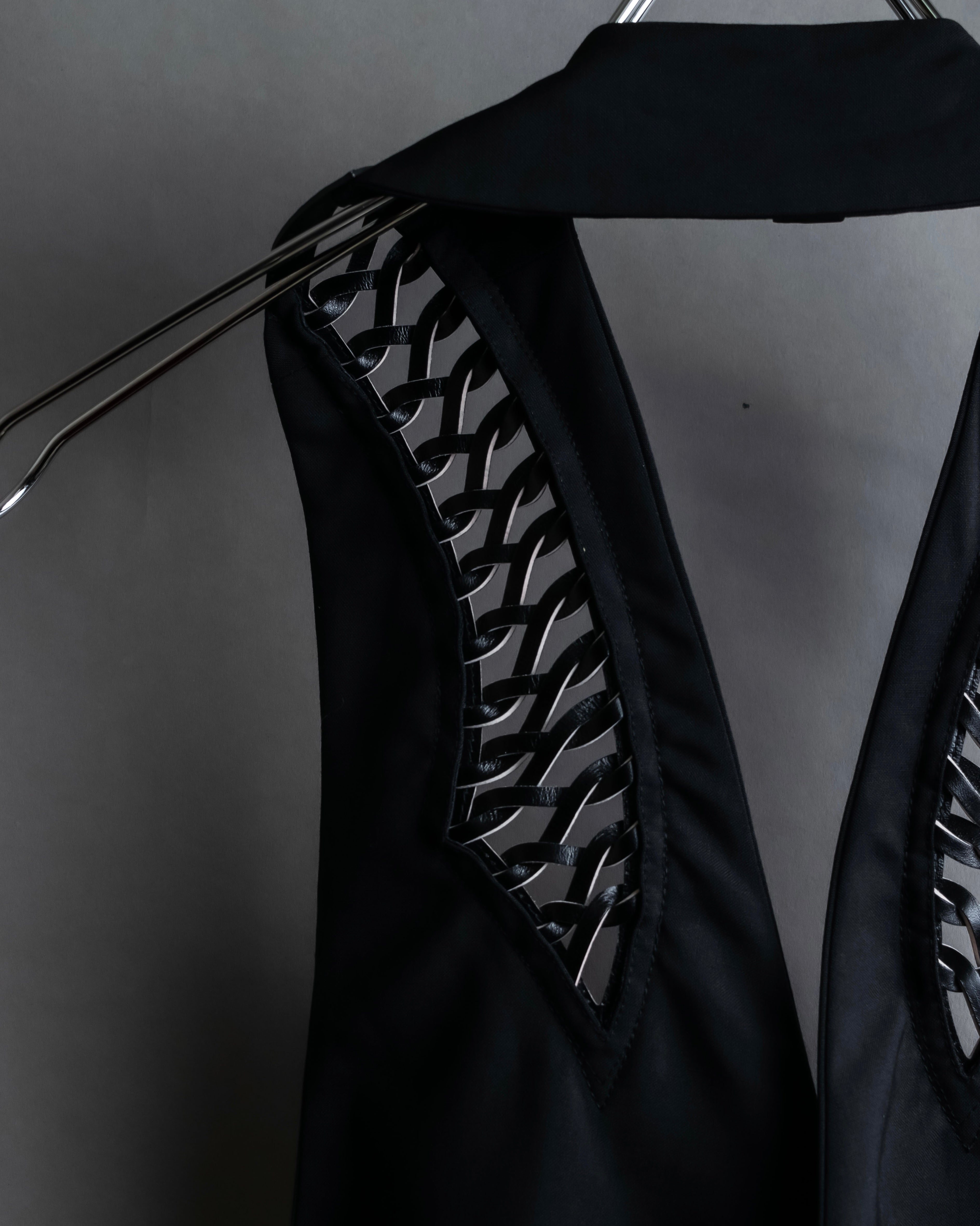 "LOUIS VUITTON" Leather tape cross knit detail vest