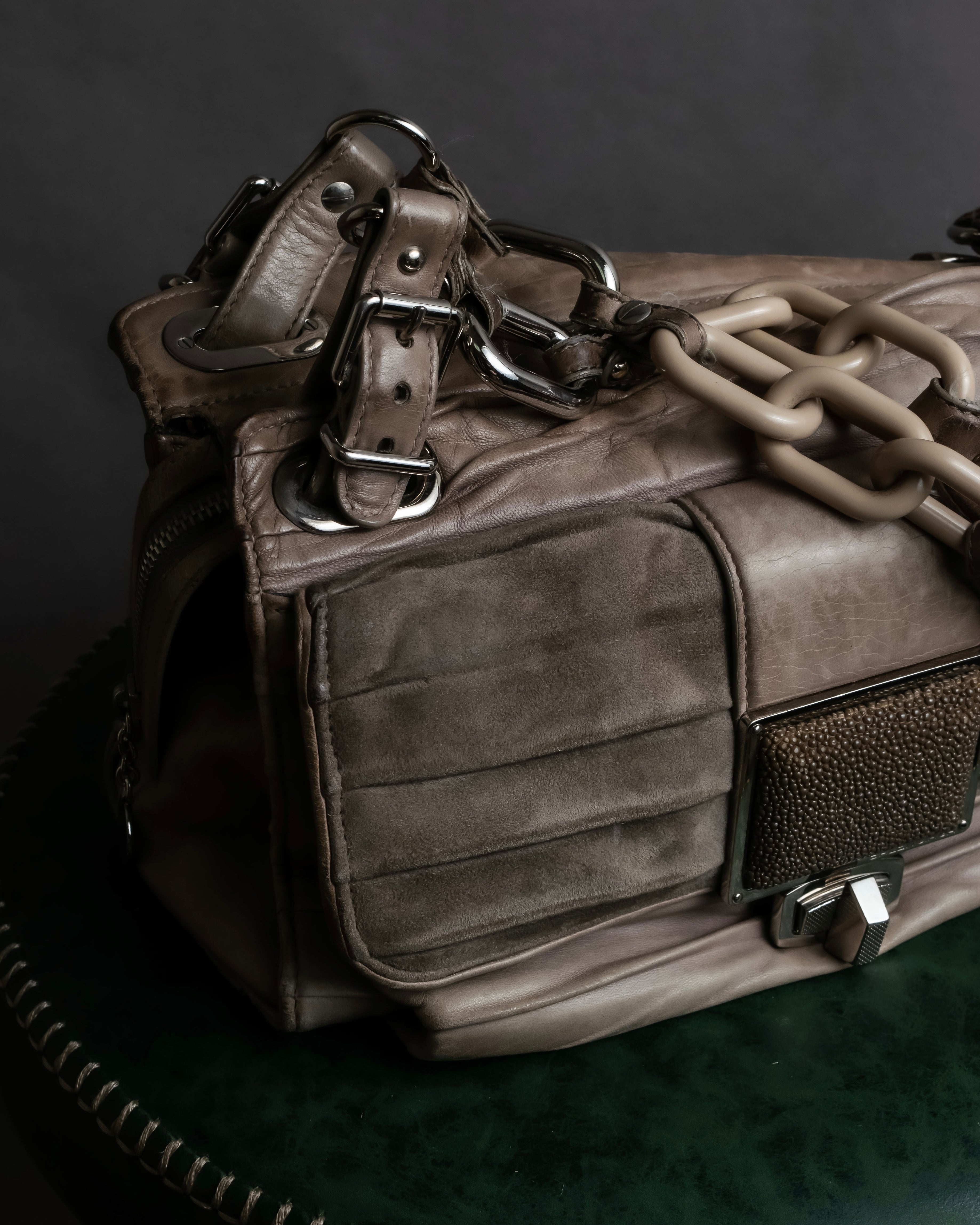 "BALENCIAGA" Three-way chain leather shoulder bag