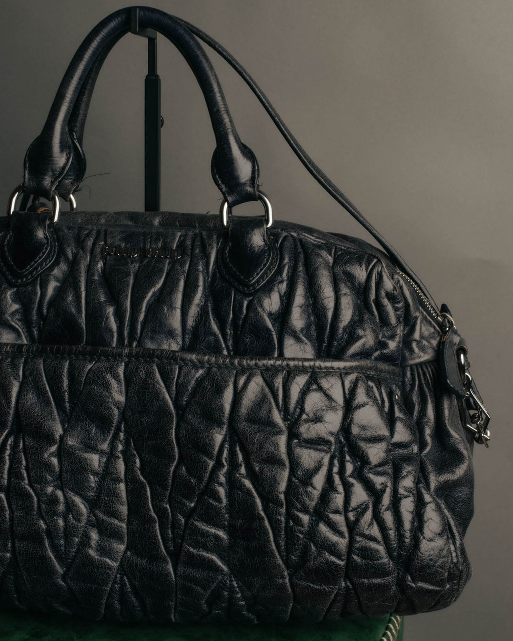 -SPECIAL- "MIU MIU" 00's-10's Glossy gathered leather handbag