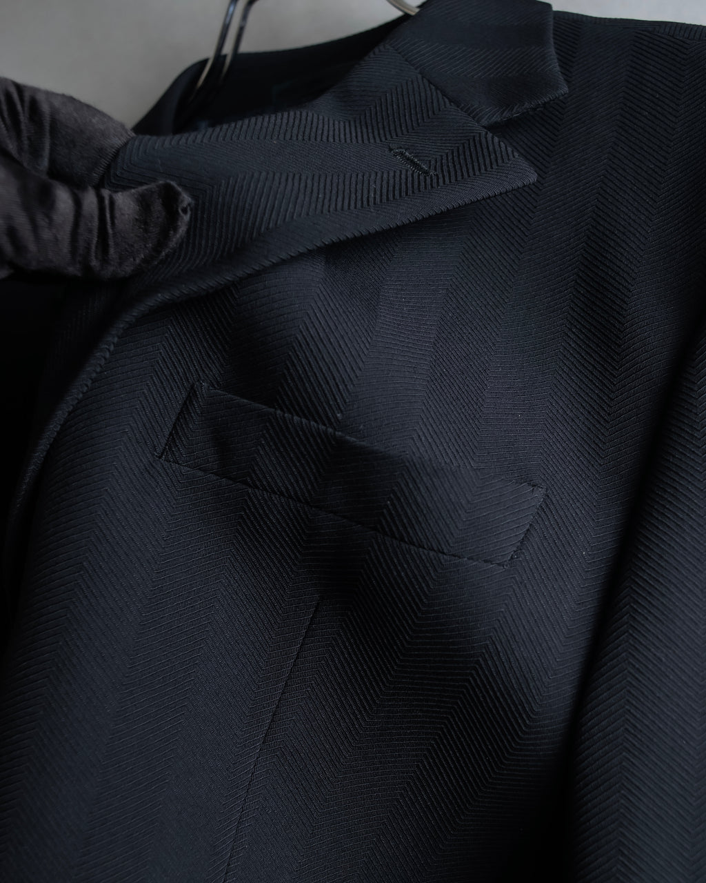 "ARMANI COLLEZIONI" Herringbone weave classical detail set up